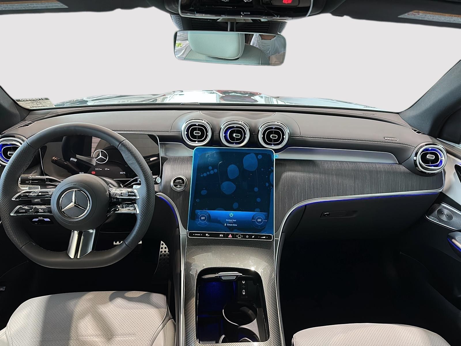 Photo 2027 Mercedes-Benz GLC 300 4MATIC Coupe #5
