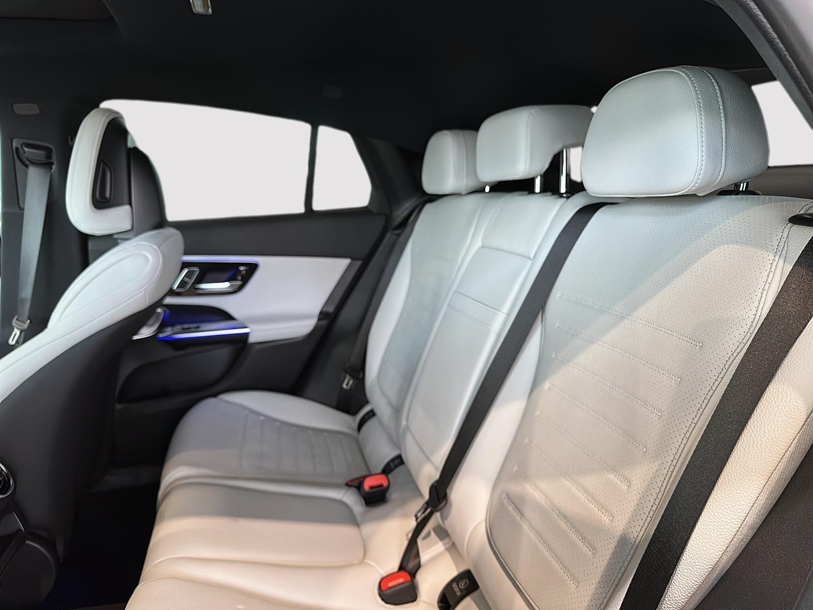 Photo 2027 Mercedes-Benz GLC 300 4MATIC Coupe #4