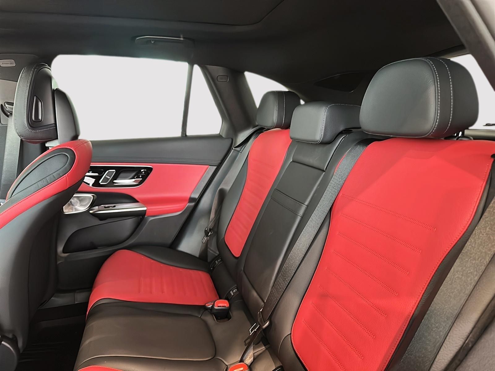 Photo 2027 Mercedes-Benz GLC 300 4MATIC SUV #4