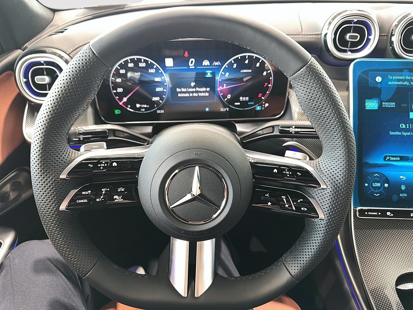 Photo 2027 Mercedes-Benz GLC 300 4MATIC Coupe #8