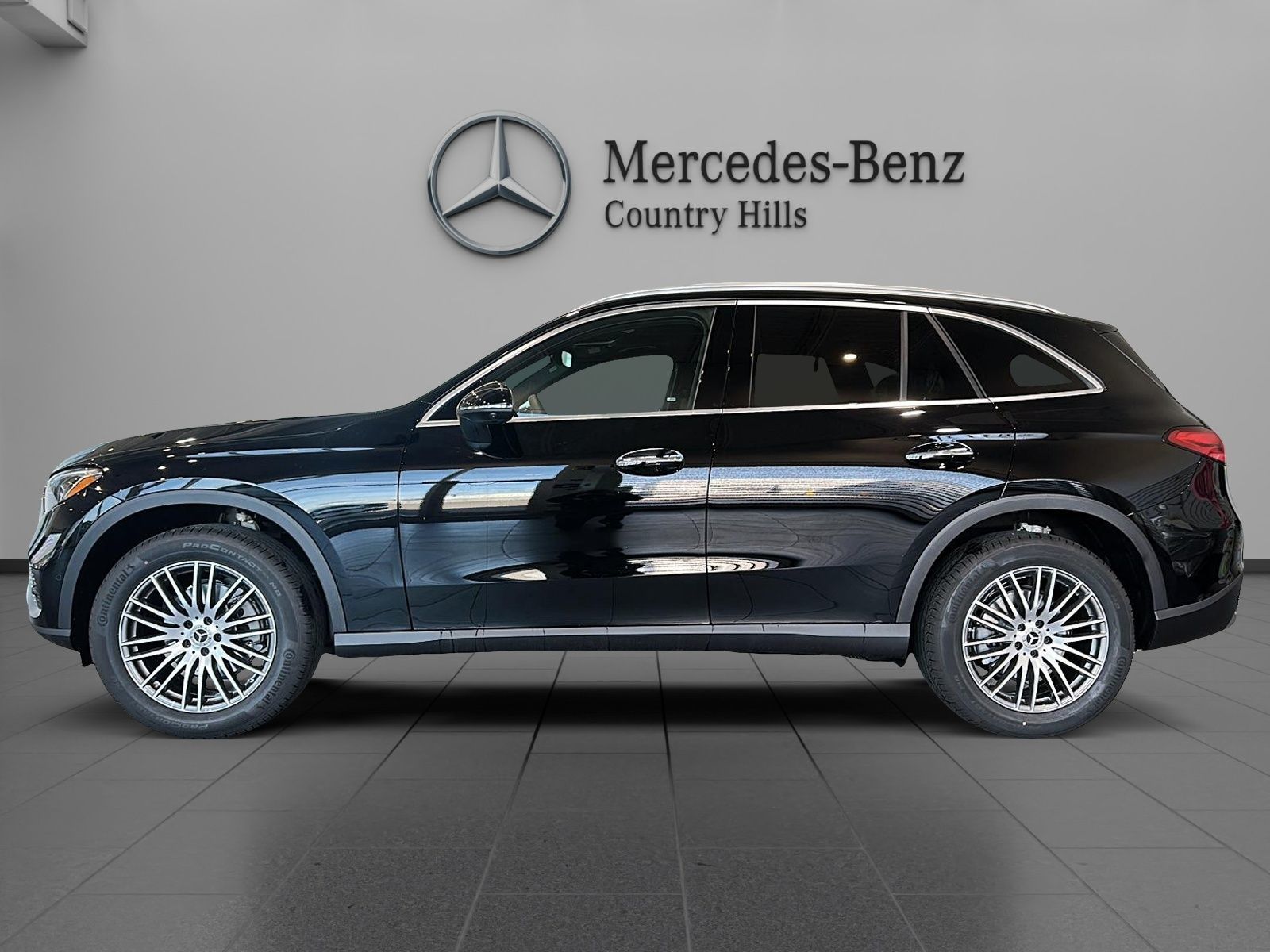 Photo 2027 Mercedes-Benz GLC 300 4MATIC SUV #2