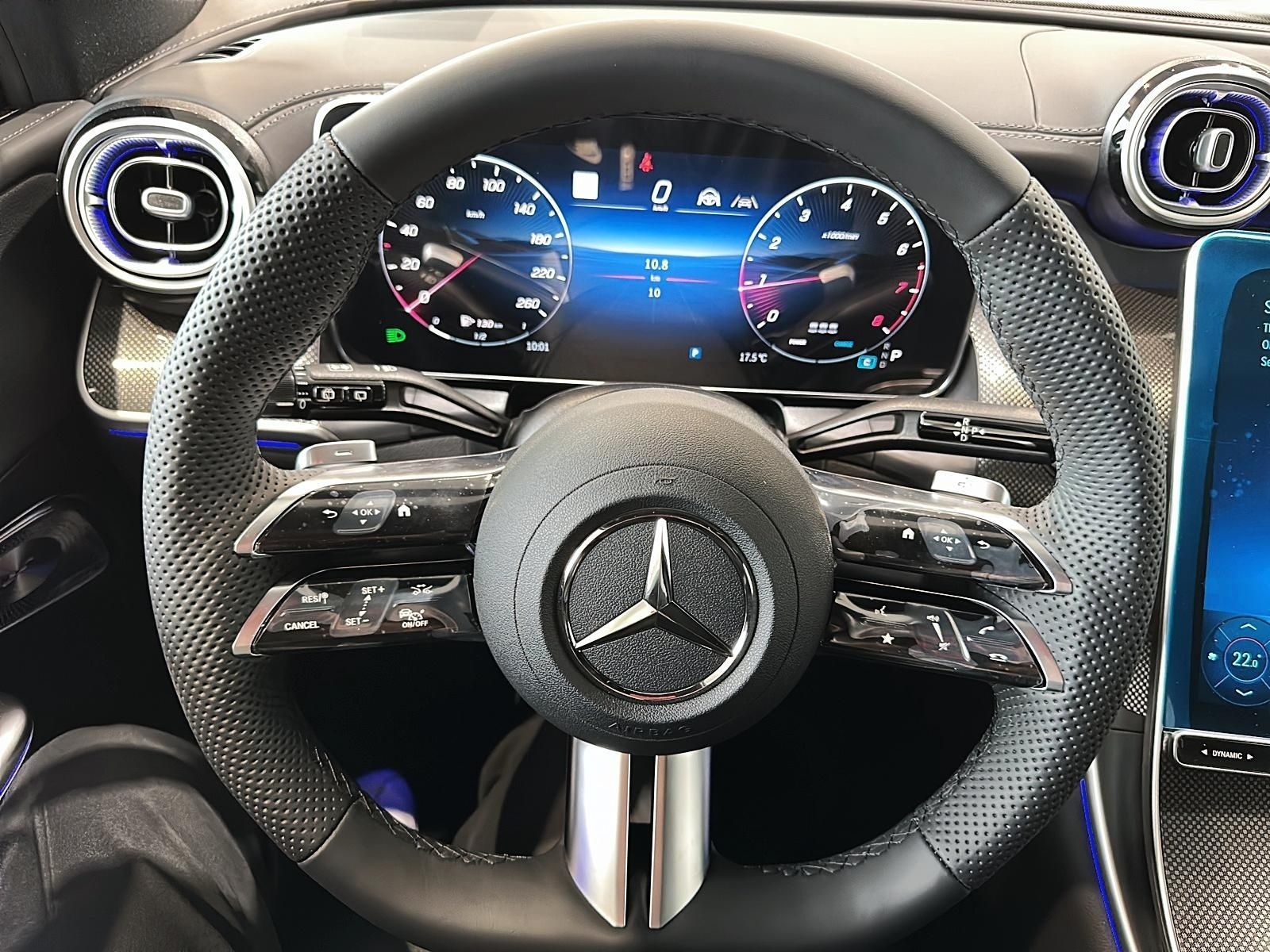 Photo 2027 Mercedes-Benz GLC 300 4MATIC SUV #8