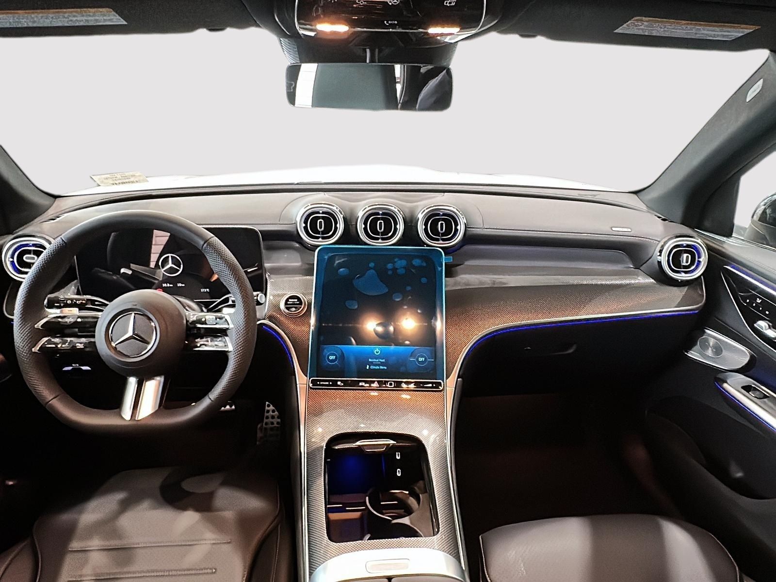 Photo 2027 Mercedes-Benz GLC 300 4MATIC SUV #5