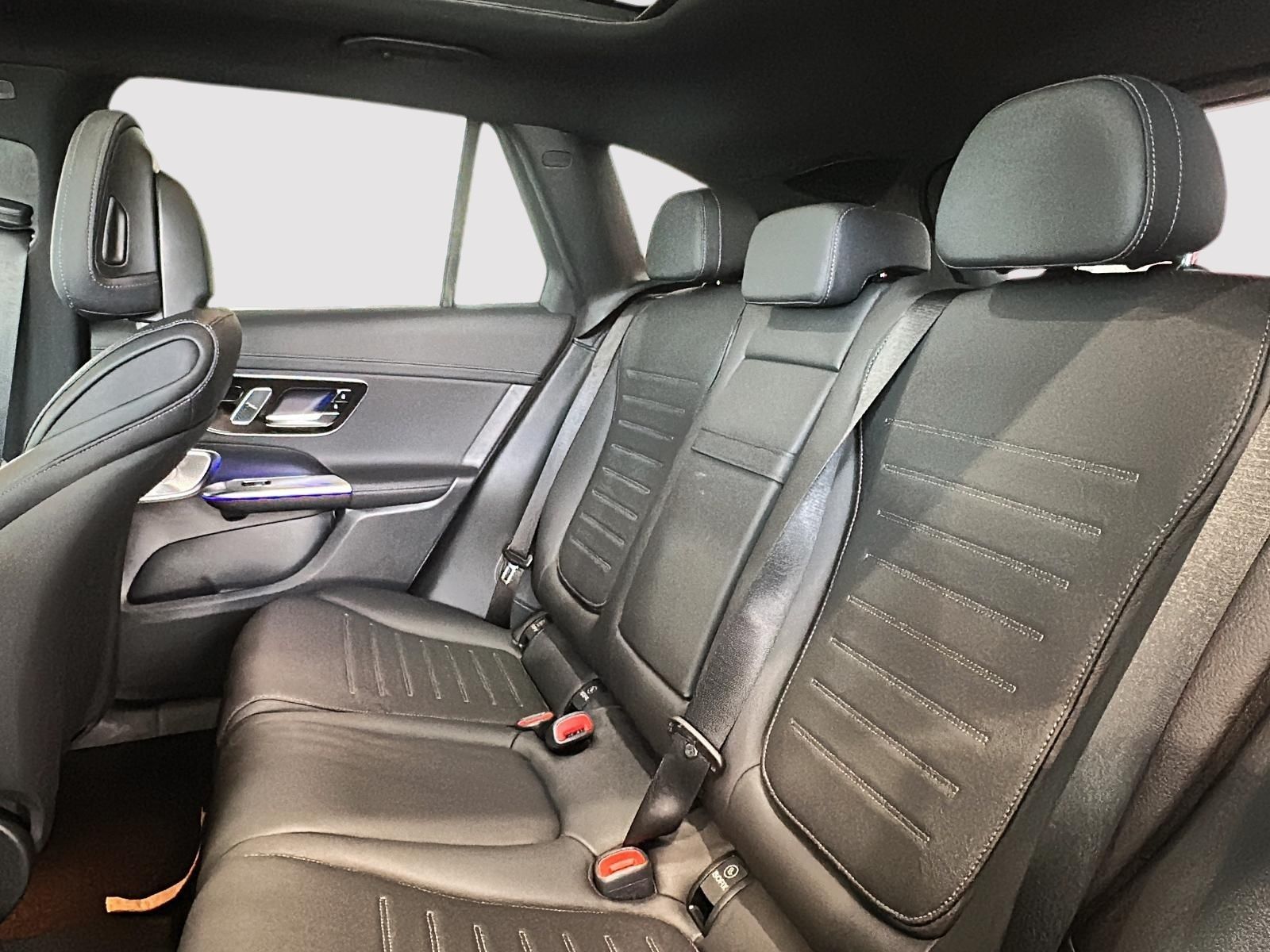 Photo 2027 Mercedes-Benz GLC 300 4MATIC SUV #4
