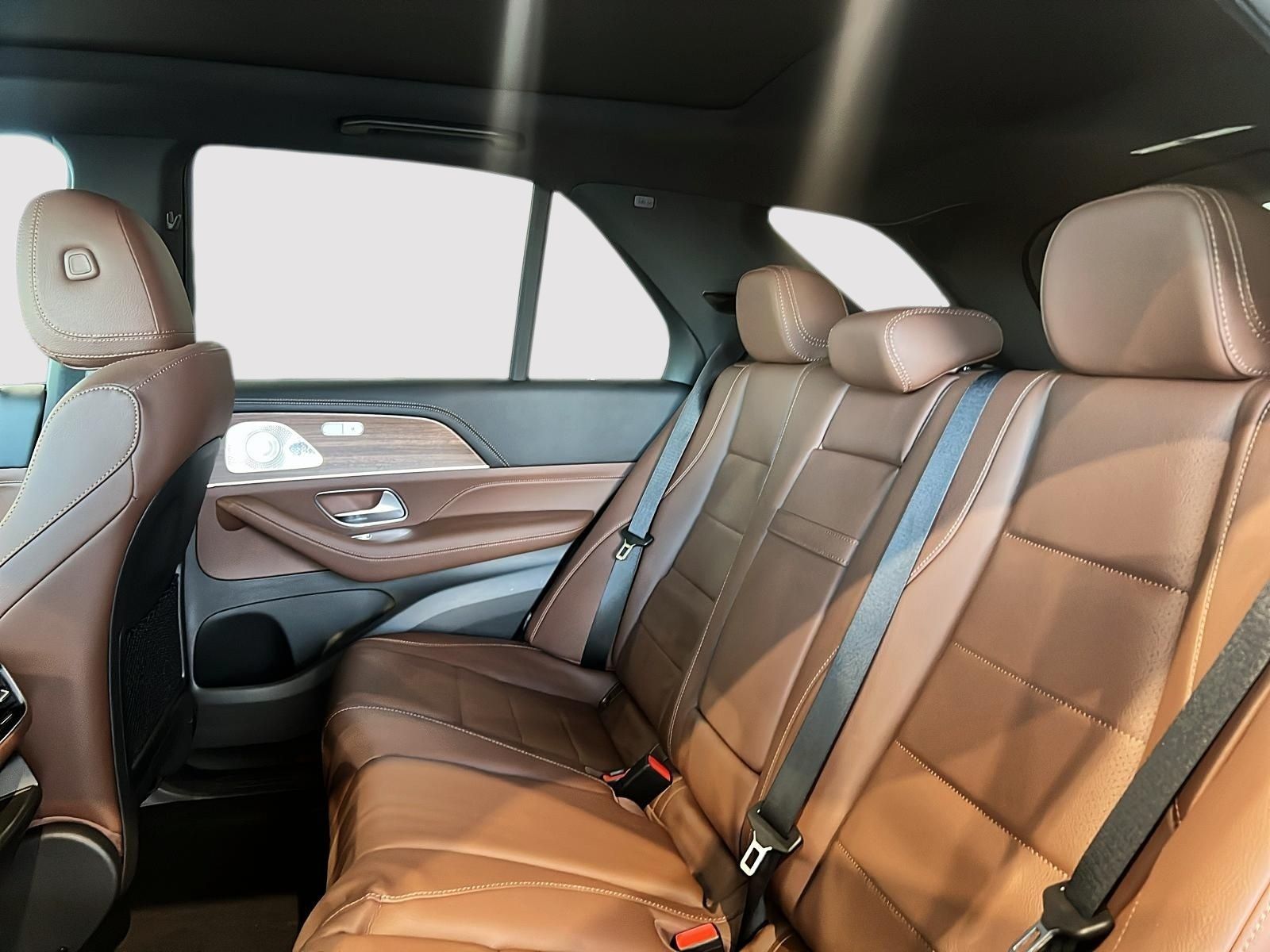 2026 Mercedes Benz GLE 450 4MATIC photo 4