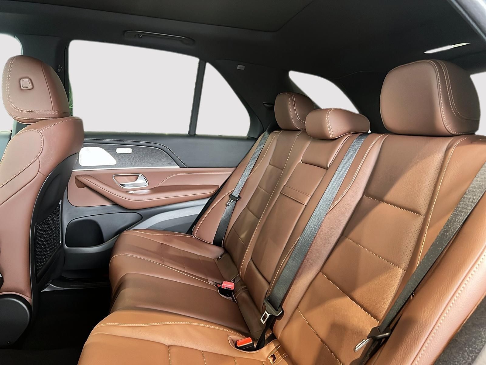 2026 Mercedes Benz GLE 350 4MATIC photo 4