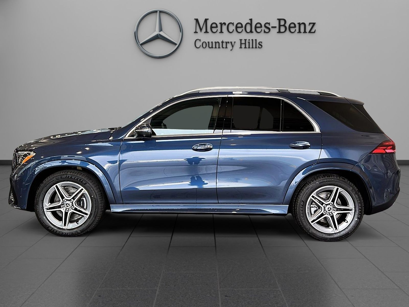 2026 Mercedes Benz GLE 350 4MATIC photo 2