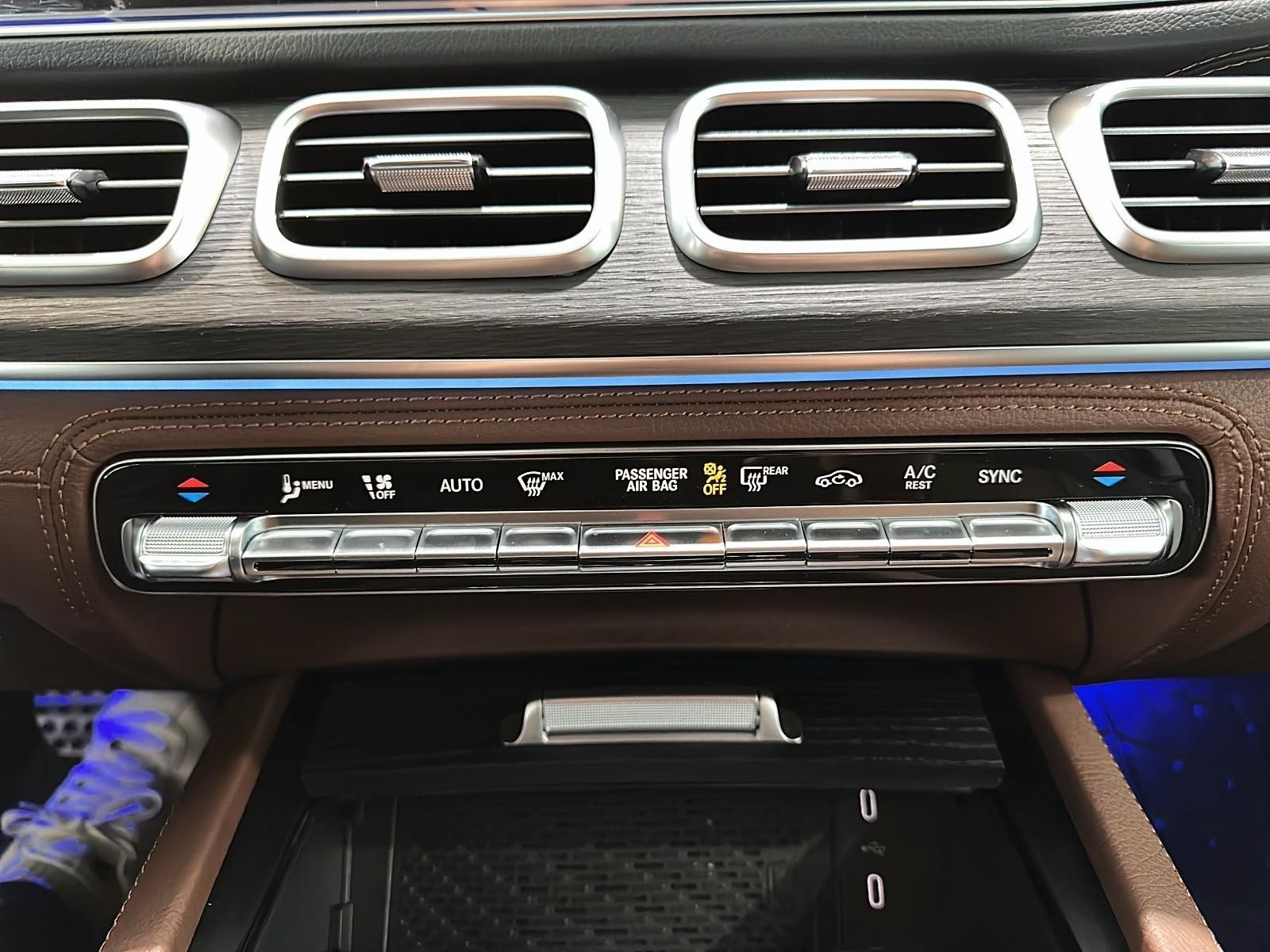 Photo 2026 Mercedes-Benz GLE AMG 53 4MATIC+ Coupe #8