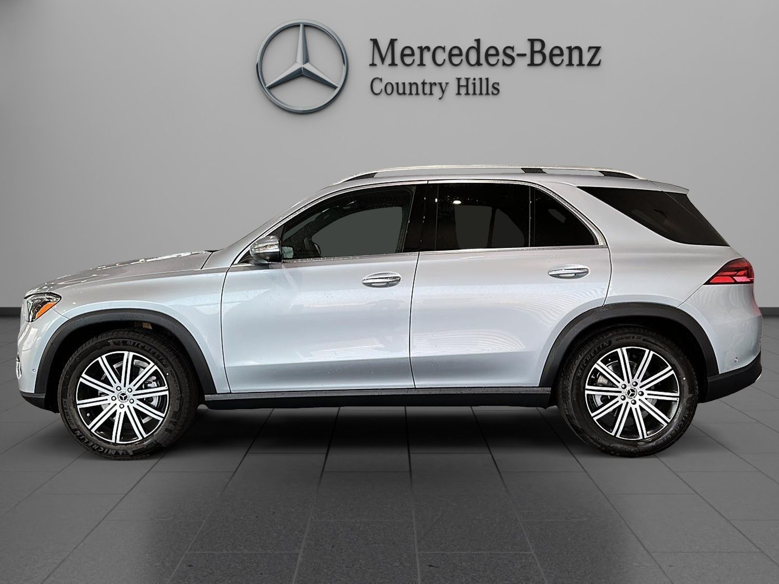 Photo 2026 Mercedes-Benz GLE 350 4MATIC SUV #2