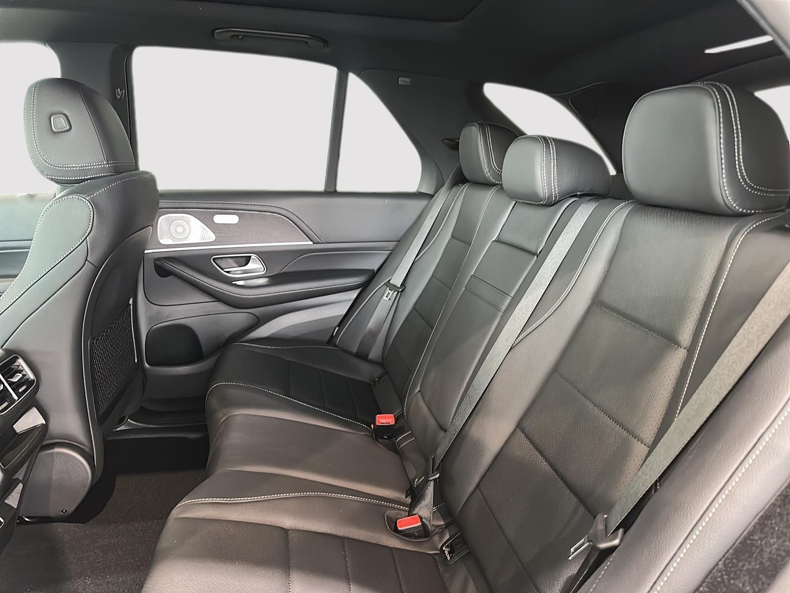 Photo 2026 Mercedes-Benz GLE 450 4MATIC SUV #4