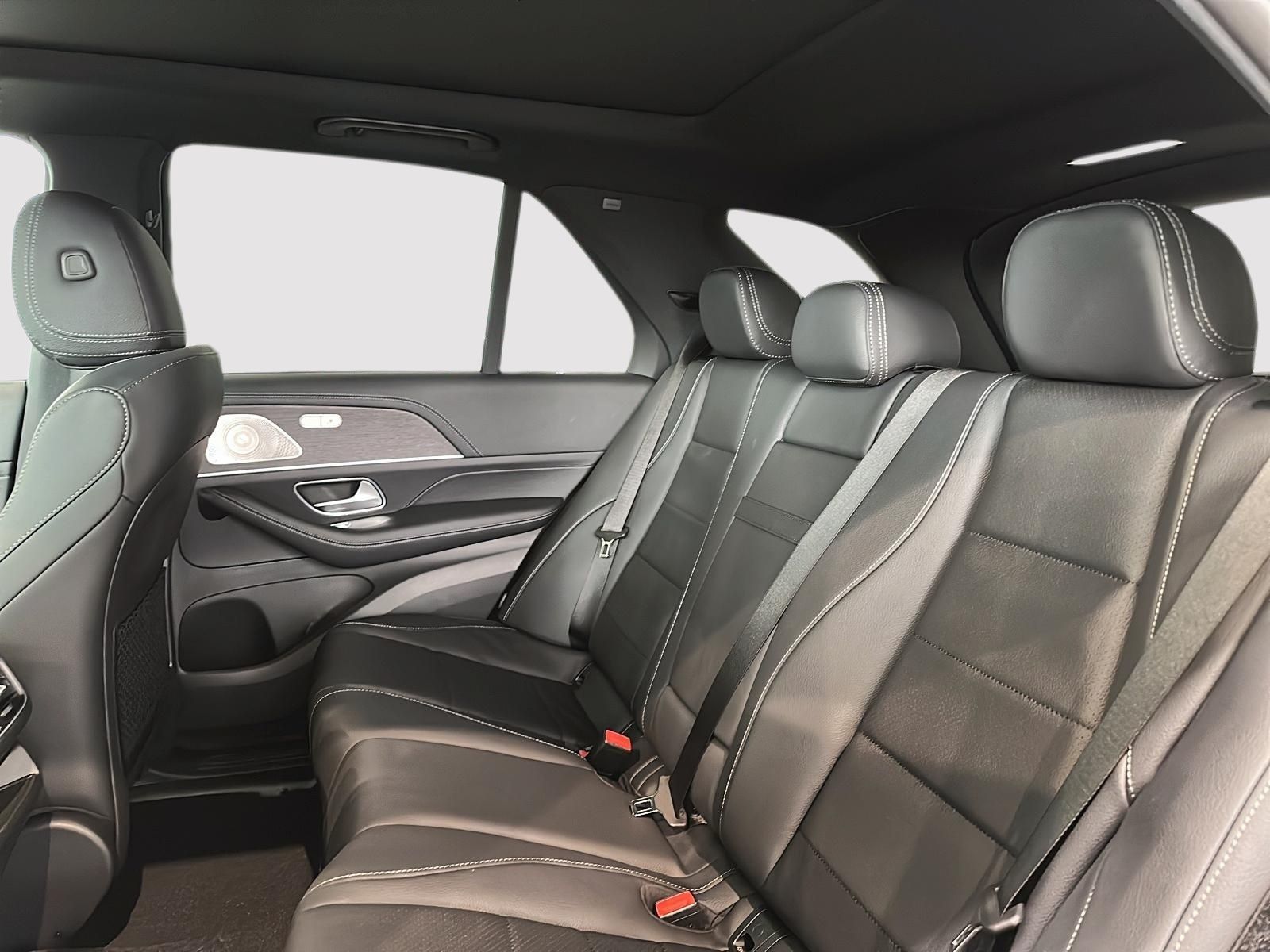Photo 2026 Mercedes-Benz GLE 350 4MATIC SUV #4