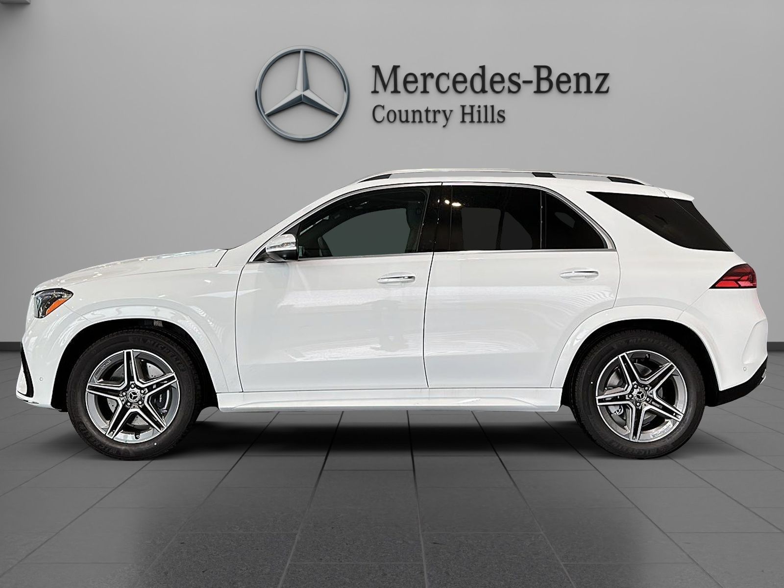 Photo 2026 Mercedes-Benz GLE 350 4MATIC SUV #2