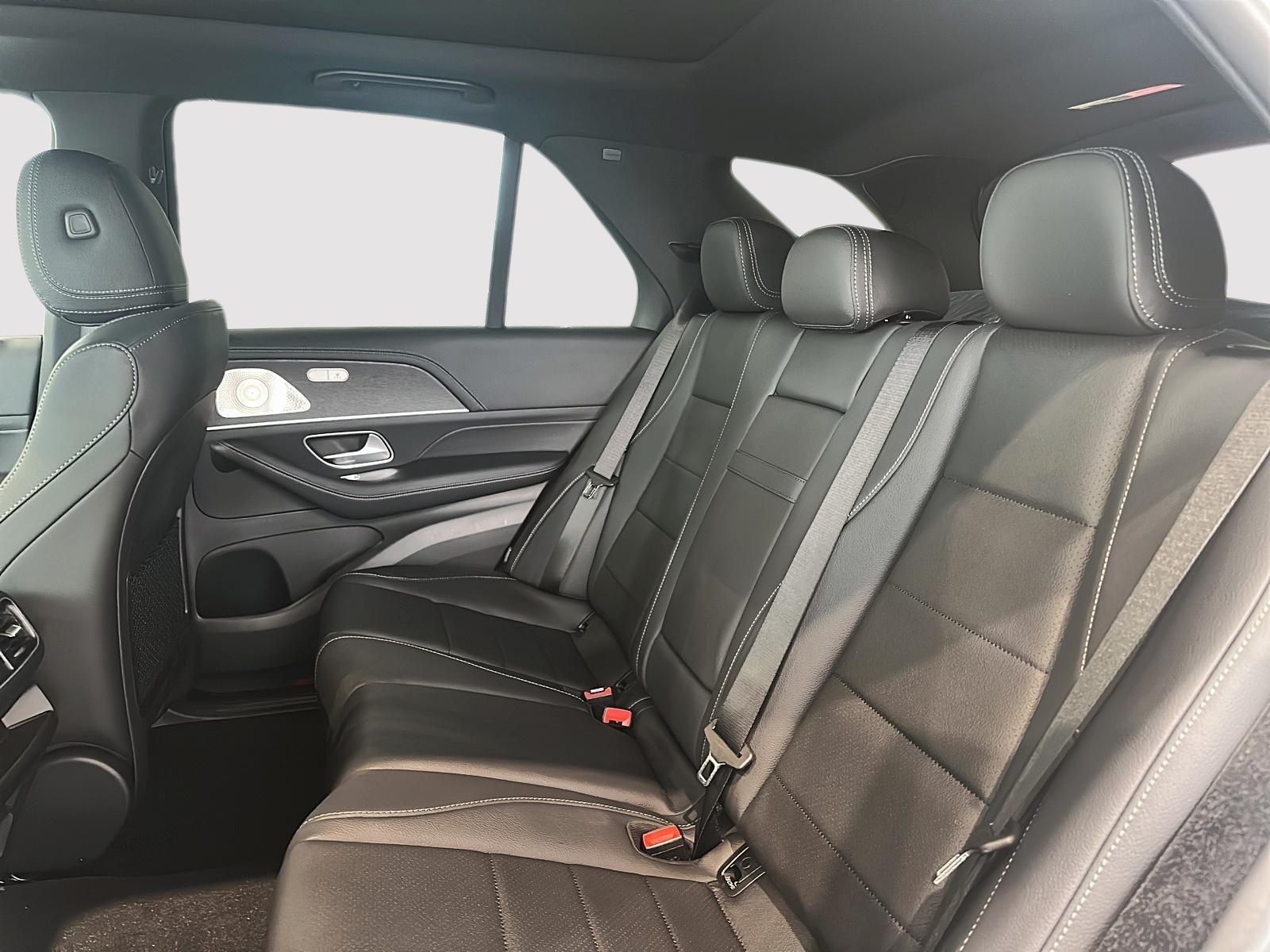 Photo 2026 Mercedes-Benz GLE 350 4MATIC SUV #4
