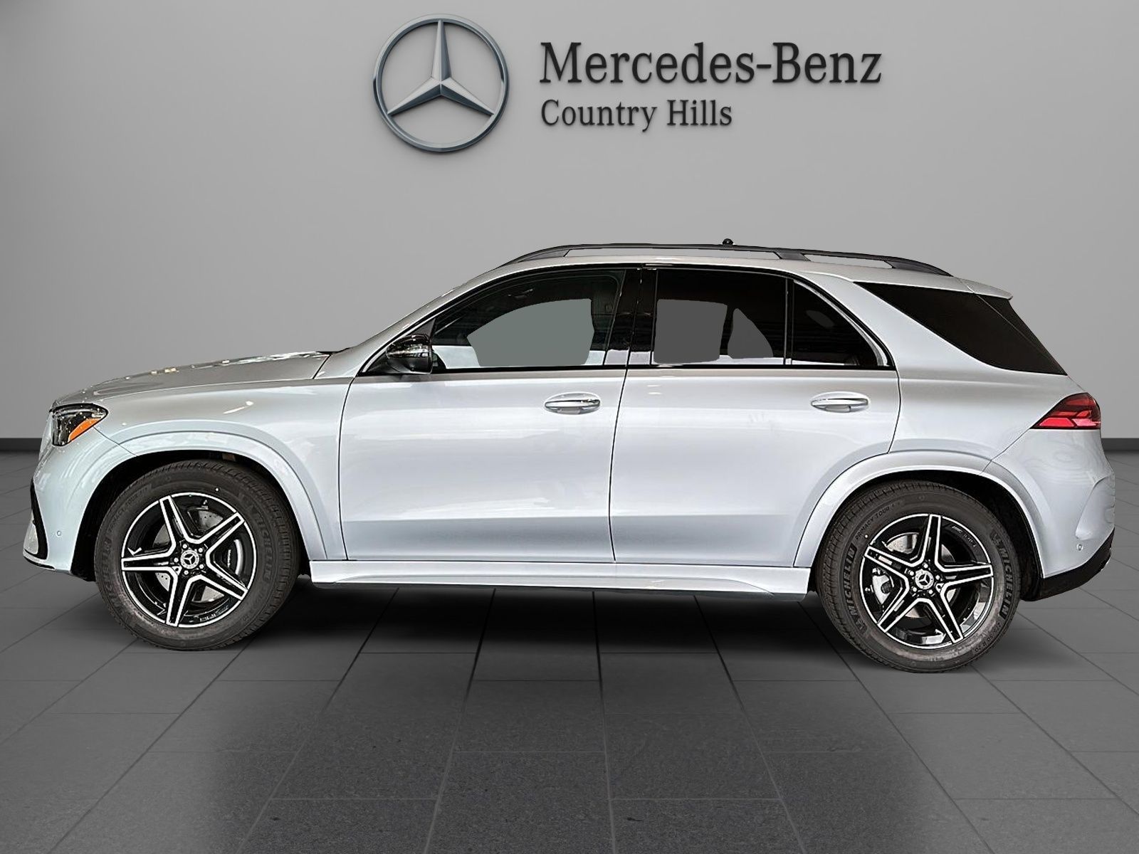 Photo 2026 Mercedes-Benz GLE 450 4MATIC SUV #2