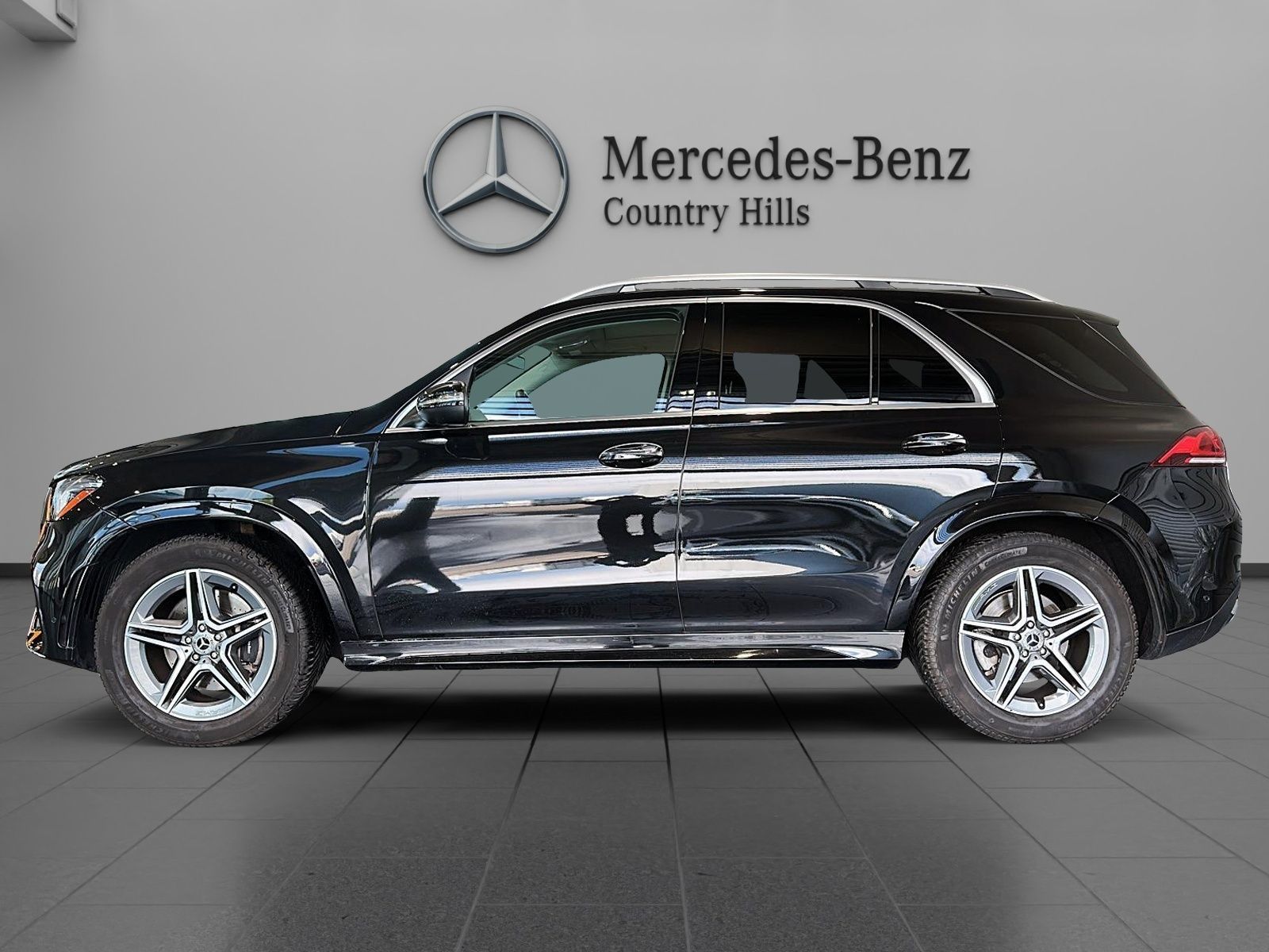 Photo 2020 Mercedes-Benz GLE350 4MATIC SUV #2