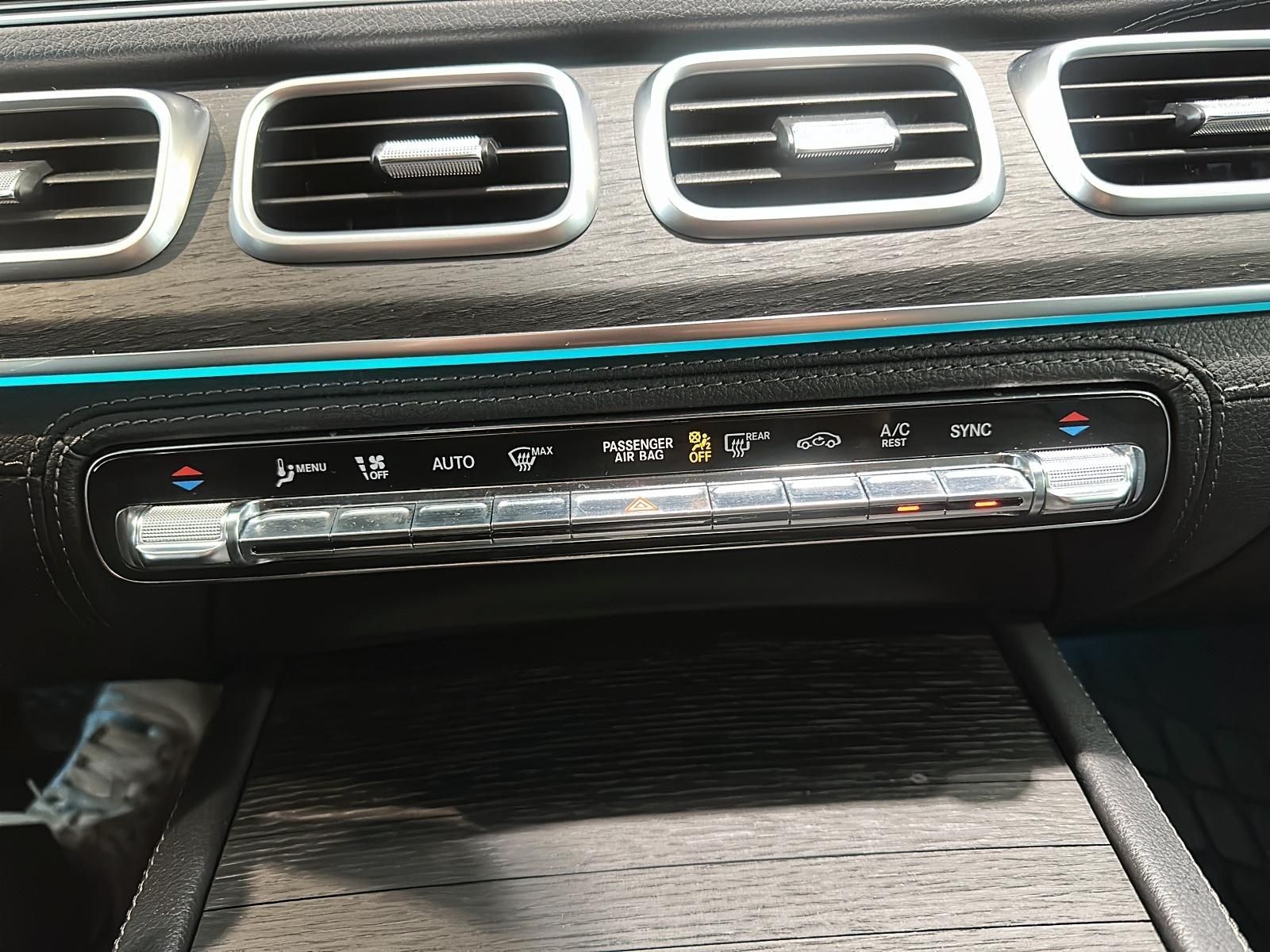 Photo 2020 Mercedes-Benz GLE350 4MATIC SUV #8