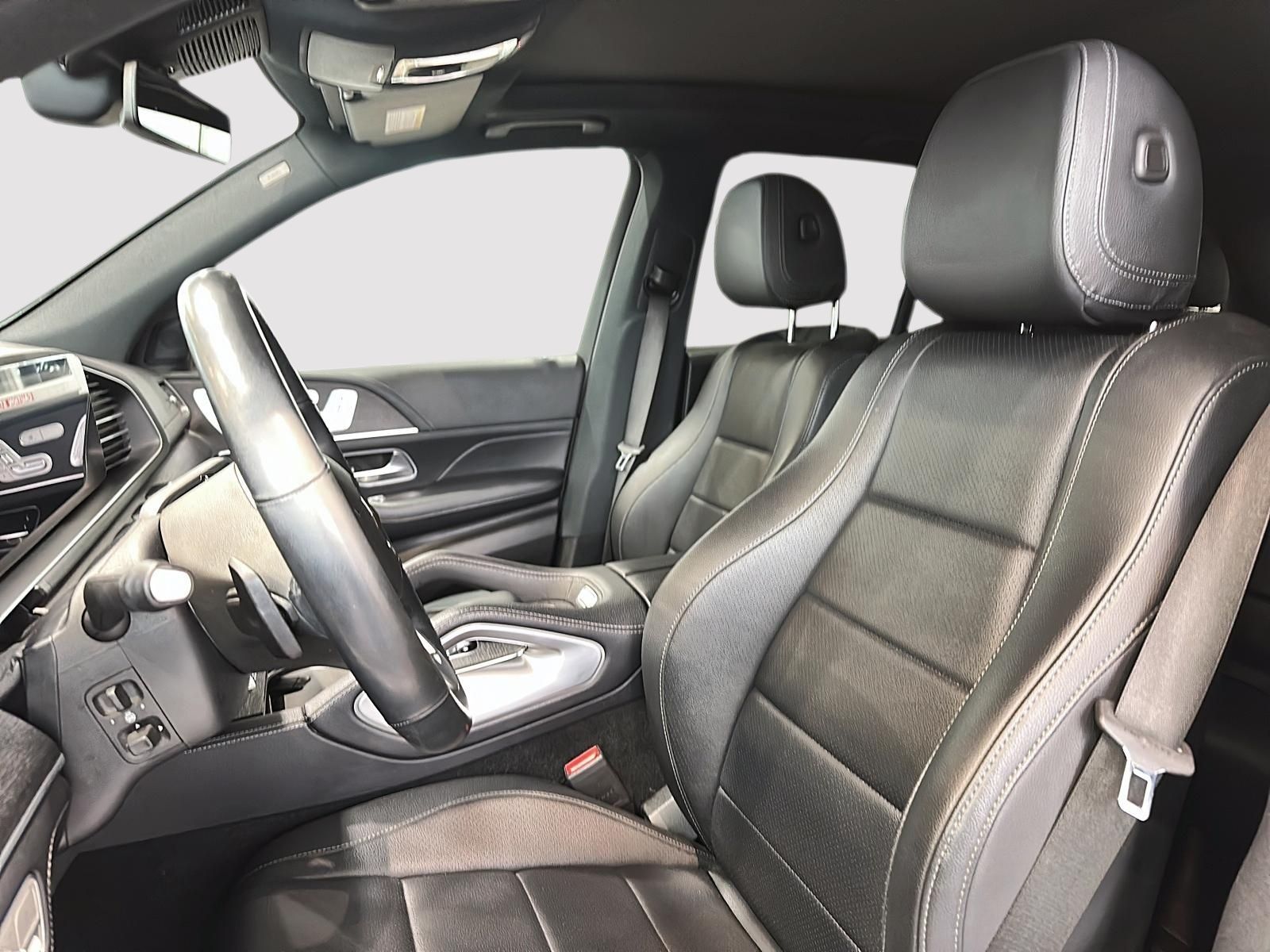 Photo 2020 Mercedes-Benz GLE350 4MATIC SUV #3