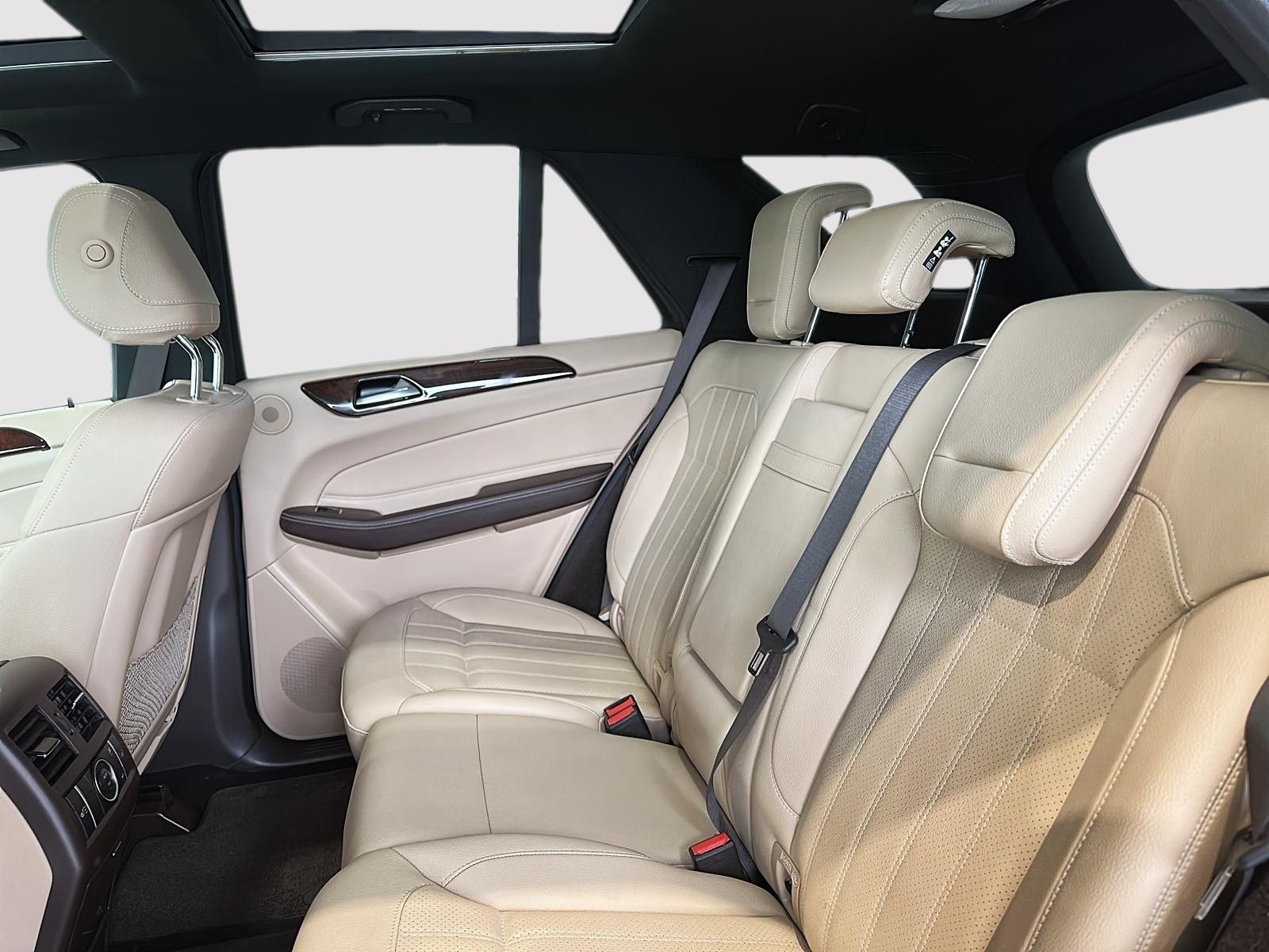 Photo 2016 Mercedes-Benz GLE400 4MATIC #4