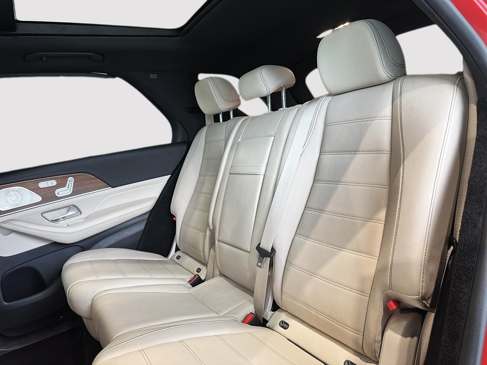 Photo 2021 Mercedes-Benz GLE450 4MATIC SUV #4
