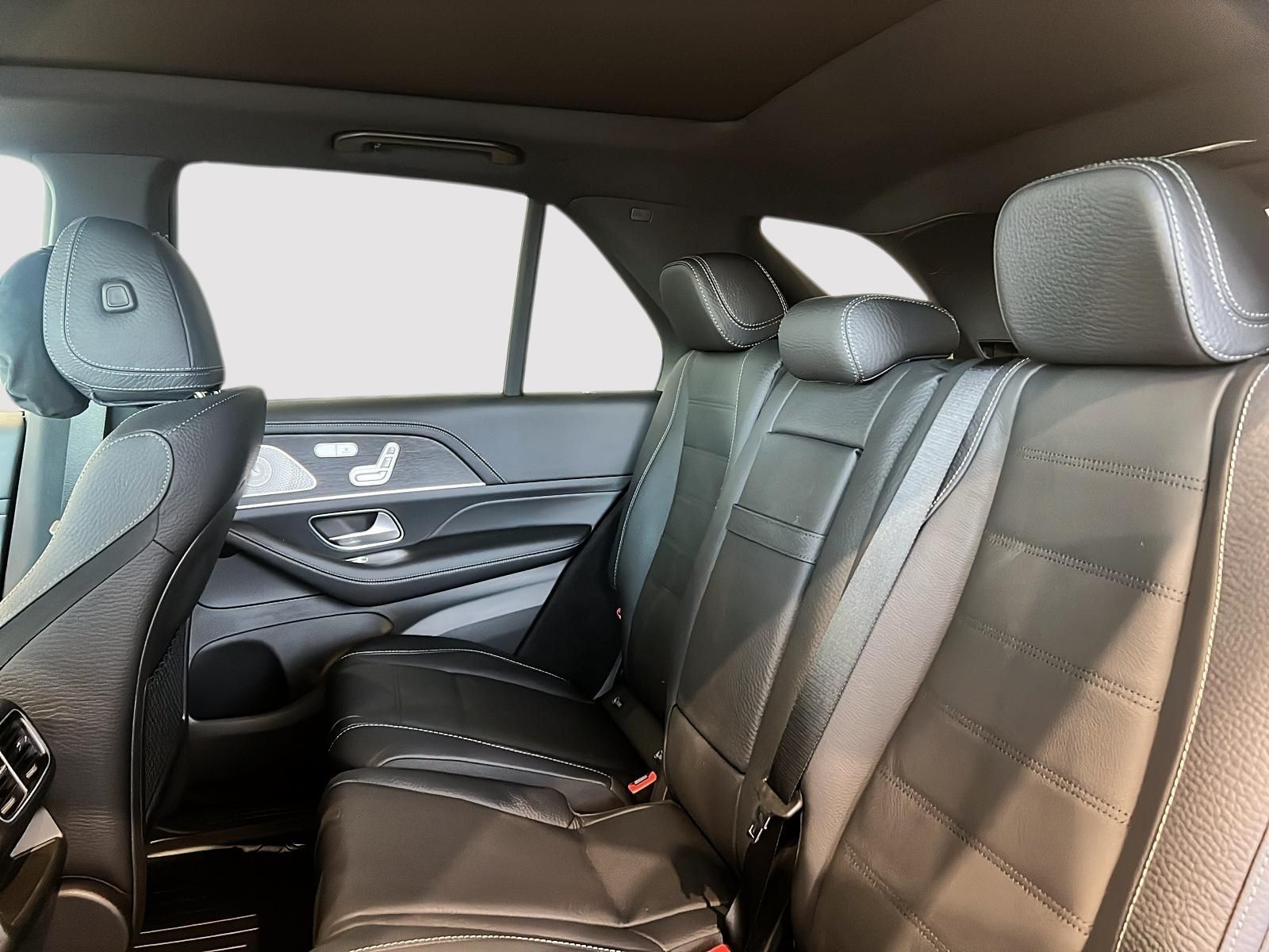 Photo 2025 Mercedes-Benz GLE450 4MATIC SUV #4