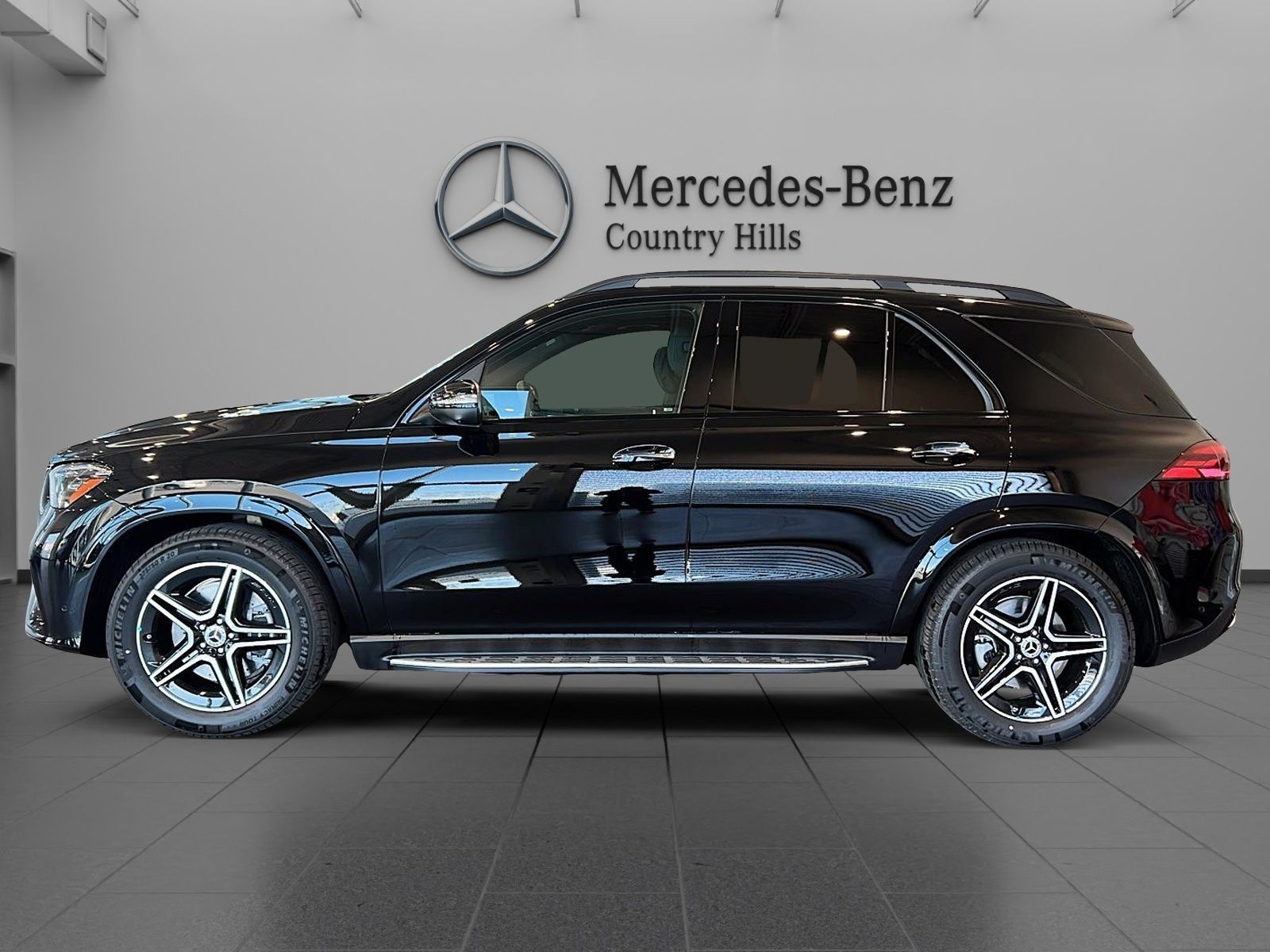 Photo 2025 Mercedes-Benz GLE450 4MATIC SUV #2