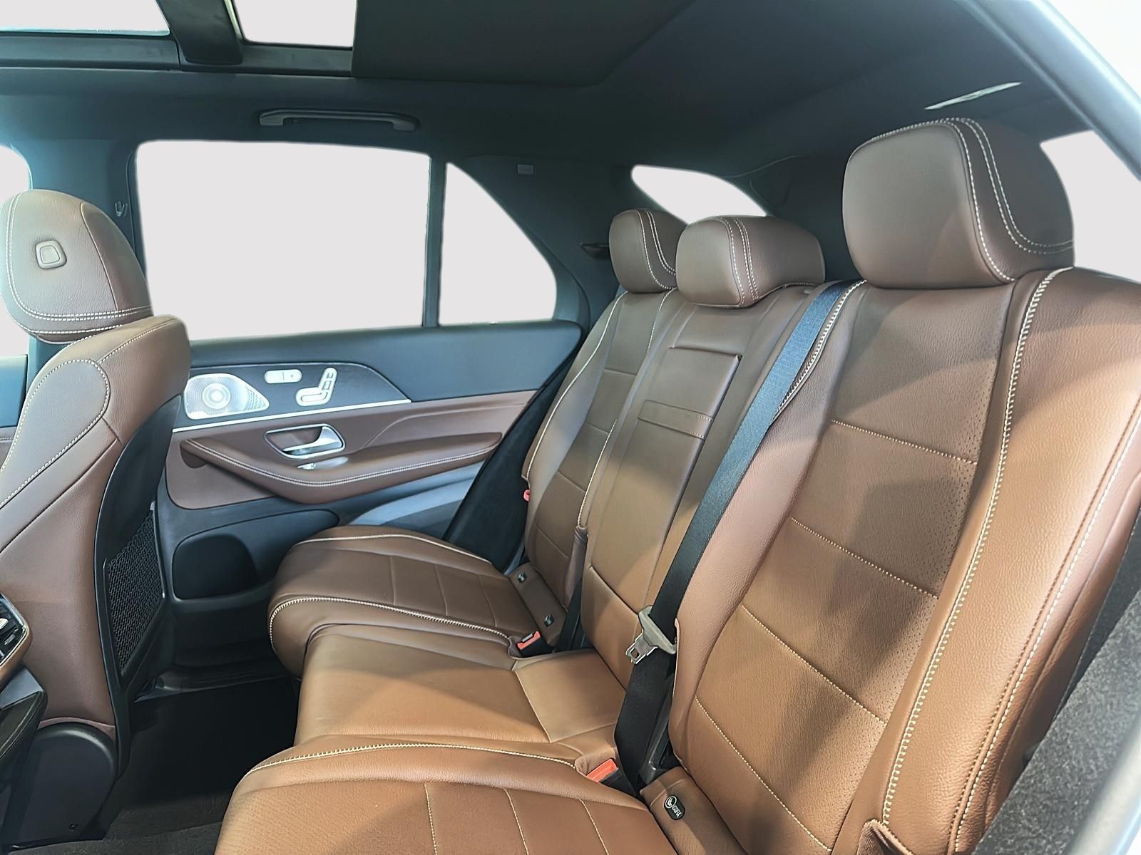 Photo 2027 Mercedes-Benz GLE 450 4MATIC SUV #4