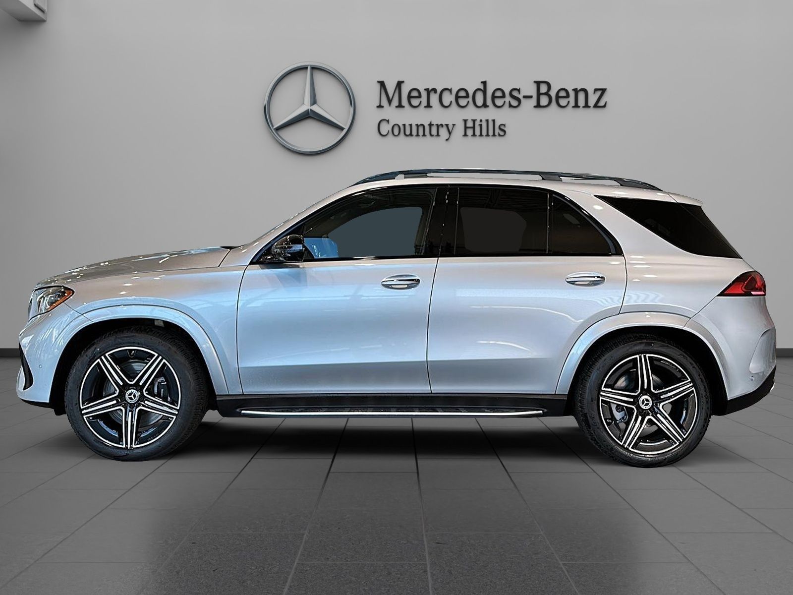 Photo 2027 Mercedes-Benz GLE 450 4MATIC SUV #2