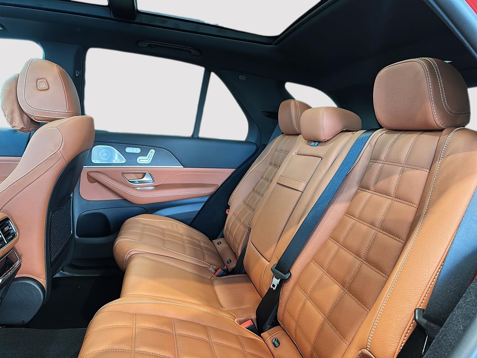 Photo 2027 Mercedes-Benz GLE 450 4MATIC SUV #4