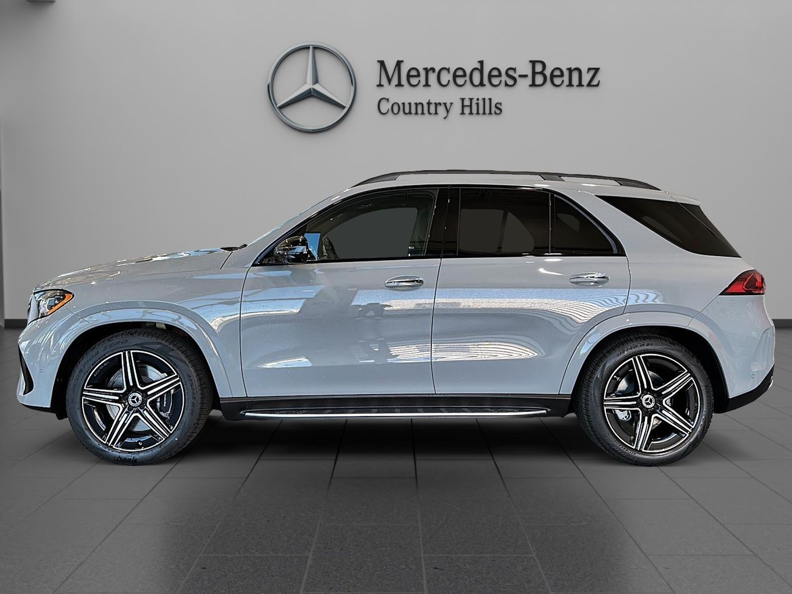 Photo 2027 Mercedes-Benz GLE 450 4MATIC SUV #2