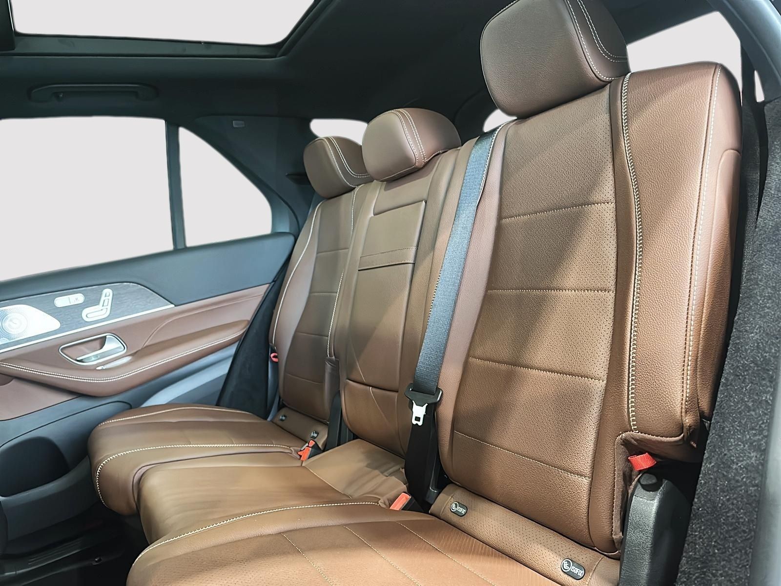 Photo 2027 Mercedes-Benz GLE 450 4MATIC SUV #4