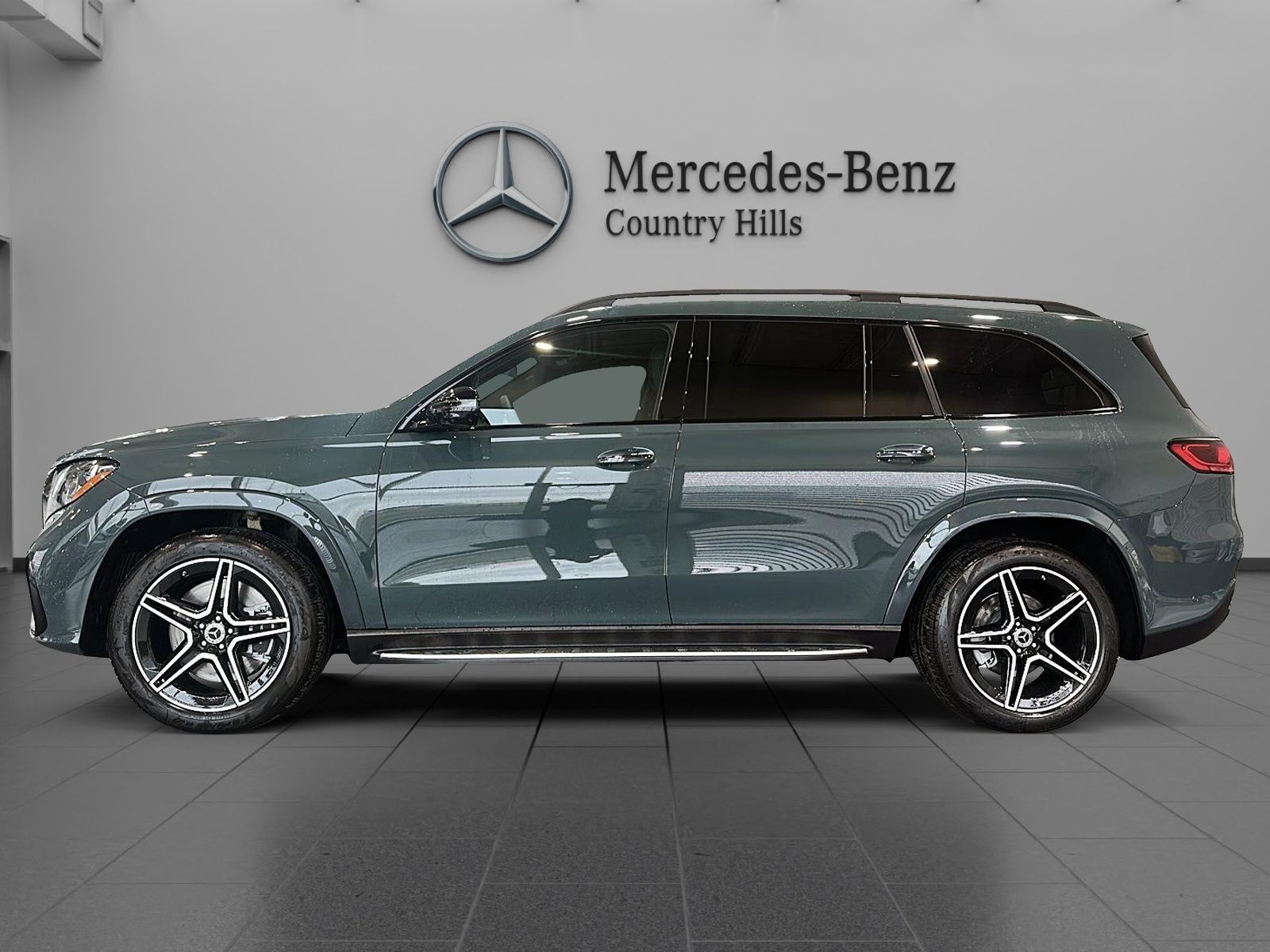 Photo 2027 Mercedes-Benz GLS 450 4MATIC SUV #2