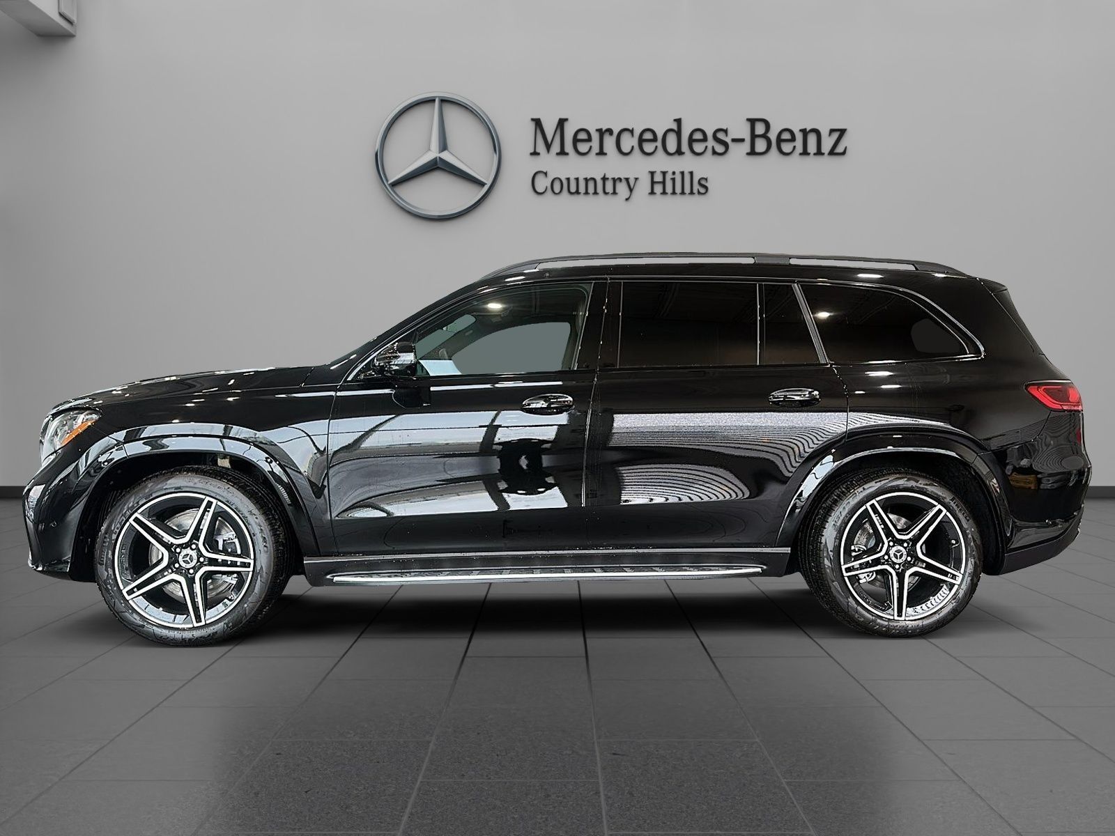 Photo 2027 Mercedes-Benz GLS 450 4MATIC SUV #2