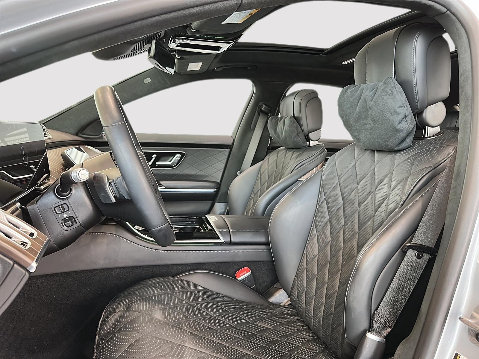 Photo 2023 Mercedes-Benz S580 4MATIC Sedan #3