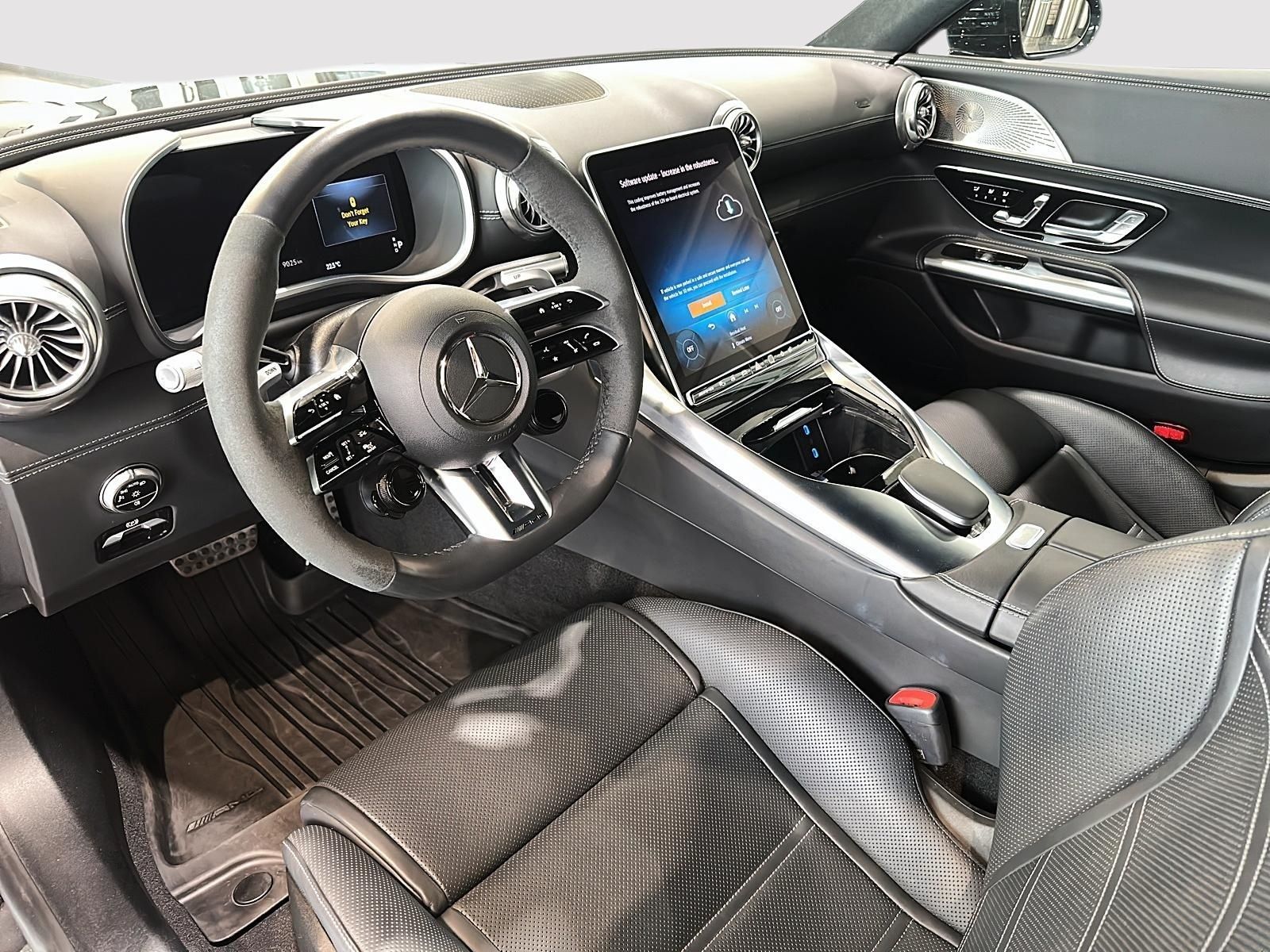 Photo 2023 Mercedes-Benz SL63 AMG Roadster #5