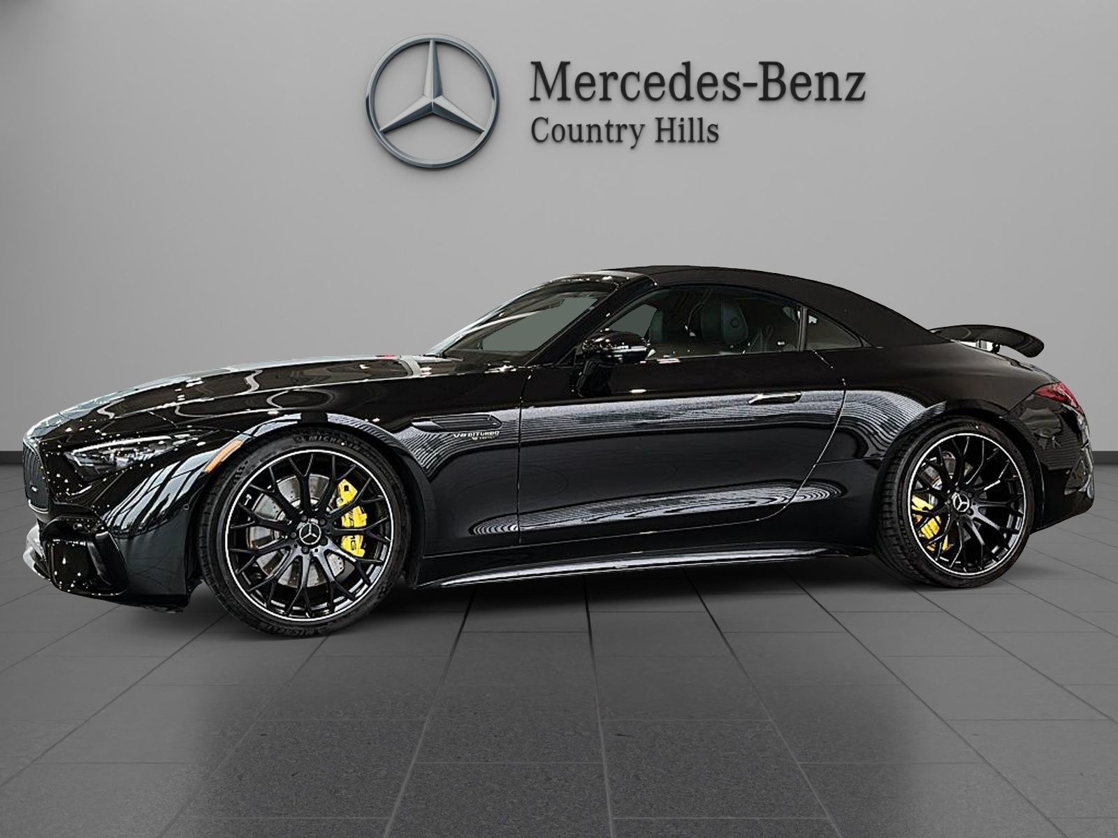 Photo 2023 Mercedes-Benz SL63 AMG Roadster #1