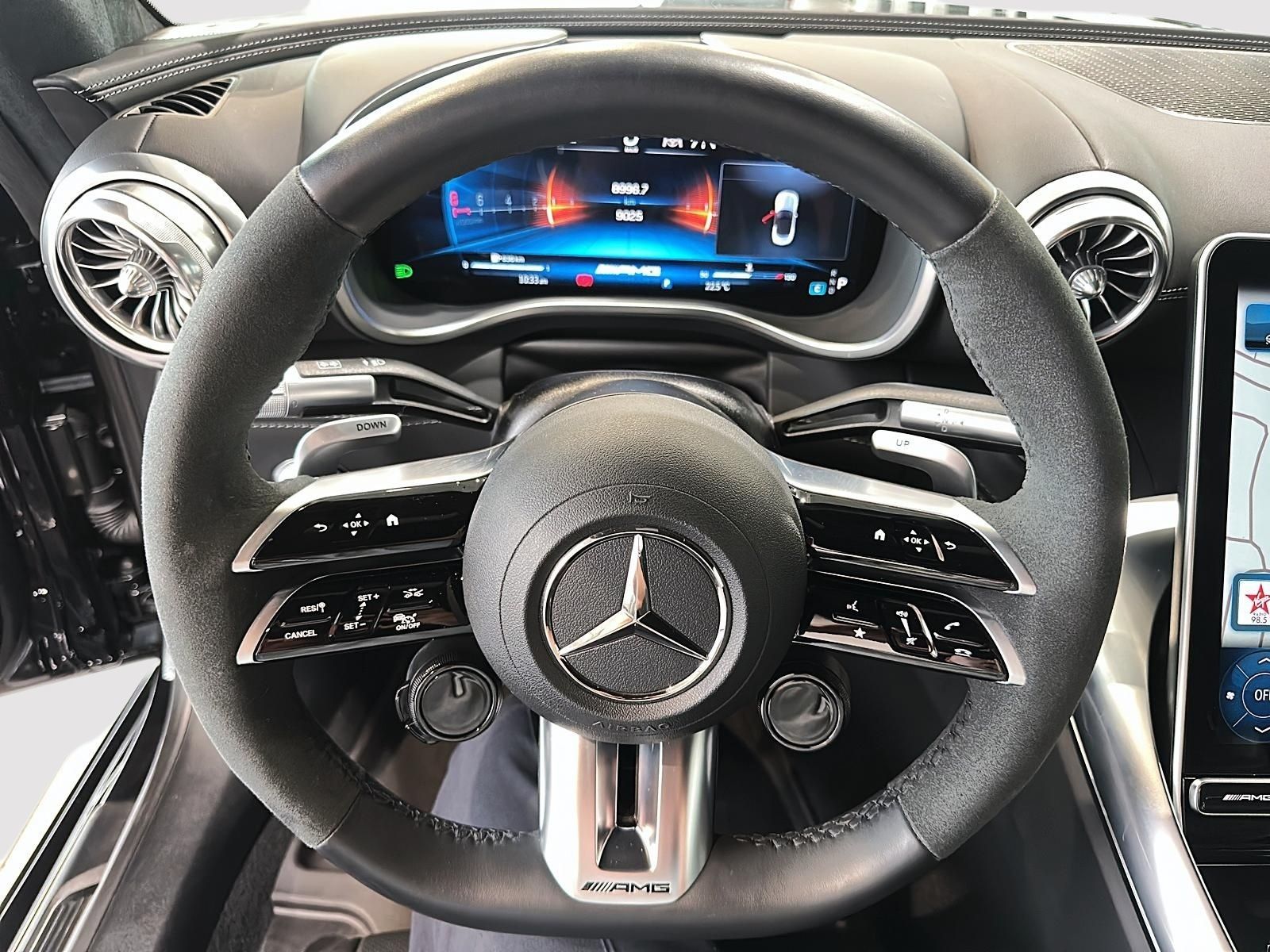 Photo 2023 Mercedes-Benz SL63 AMG Roadster #8