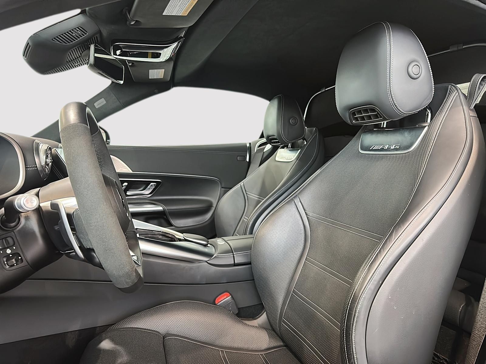Photo 2023 Mercedes-Benz SL63 AMG Roadster #3