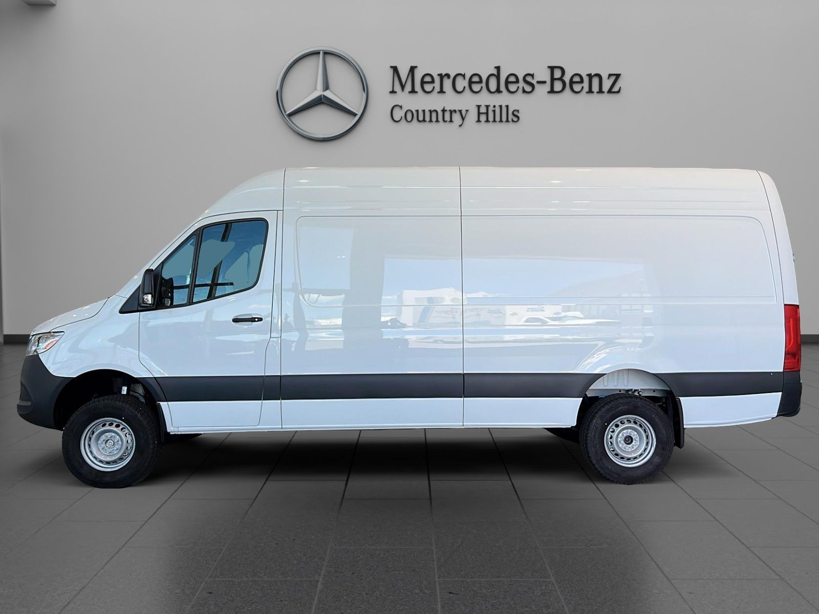 Photo 2026 Mercedes-Benz Sprinter 2500 170 Wheelbase High Roof AWD #2