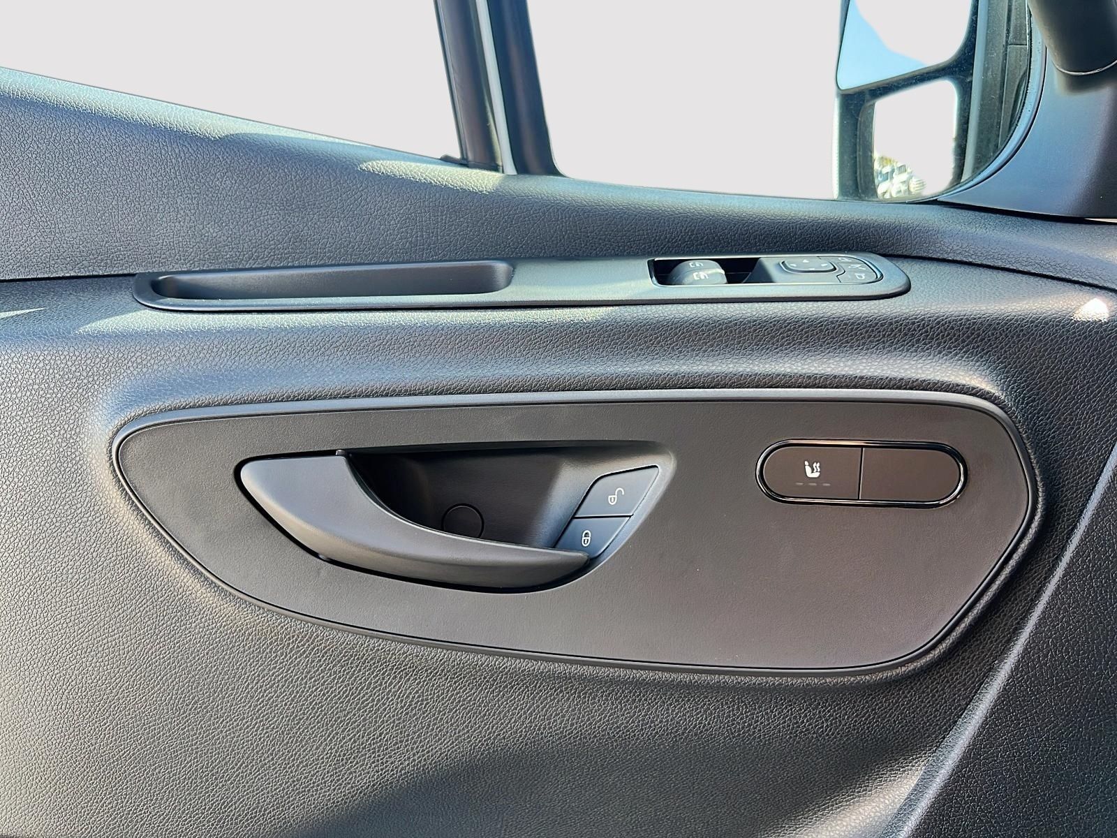 Photo 2026 Mercedes-Benz Sprinter 2500 170 Wheelbase High Roof AWD #8