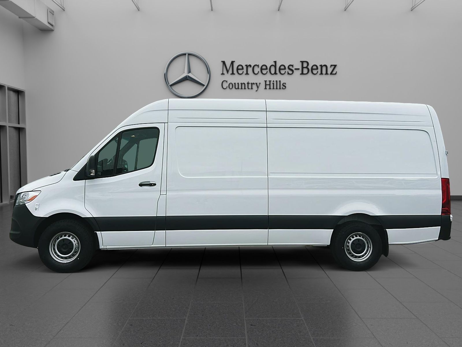 Photo 2026 Mercedes-Benz Sprinter 2500 170 Wheelbase High Roof RWD #2