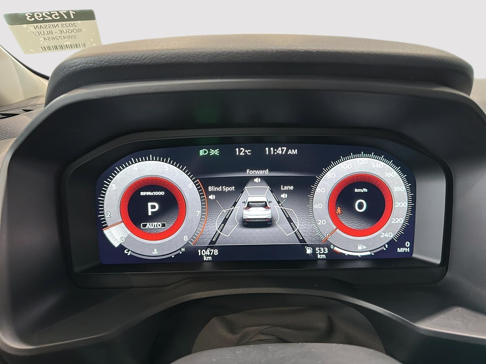Photo 2025 Nissan Rogue AWD Platinum #6