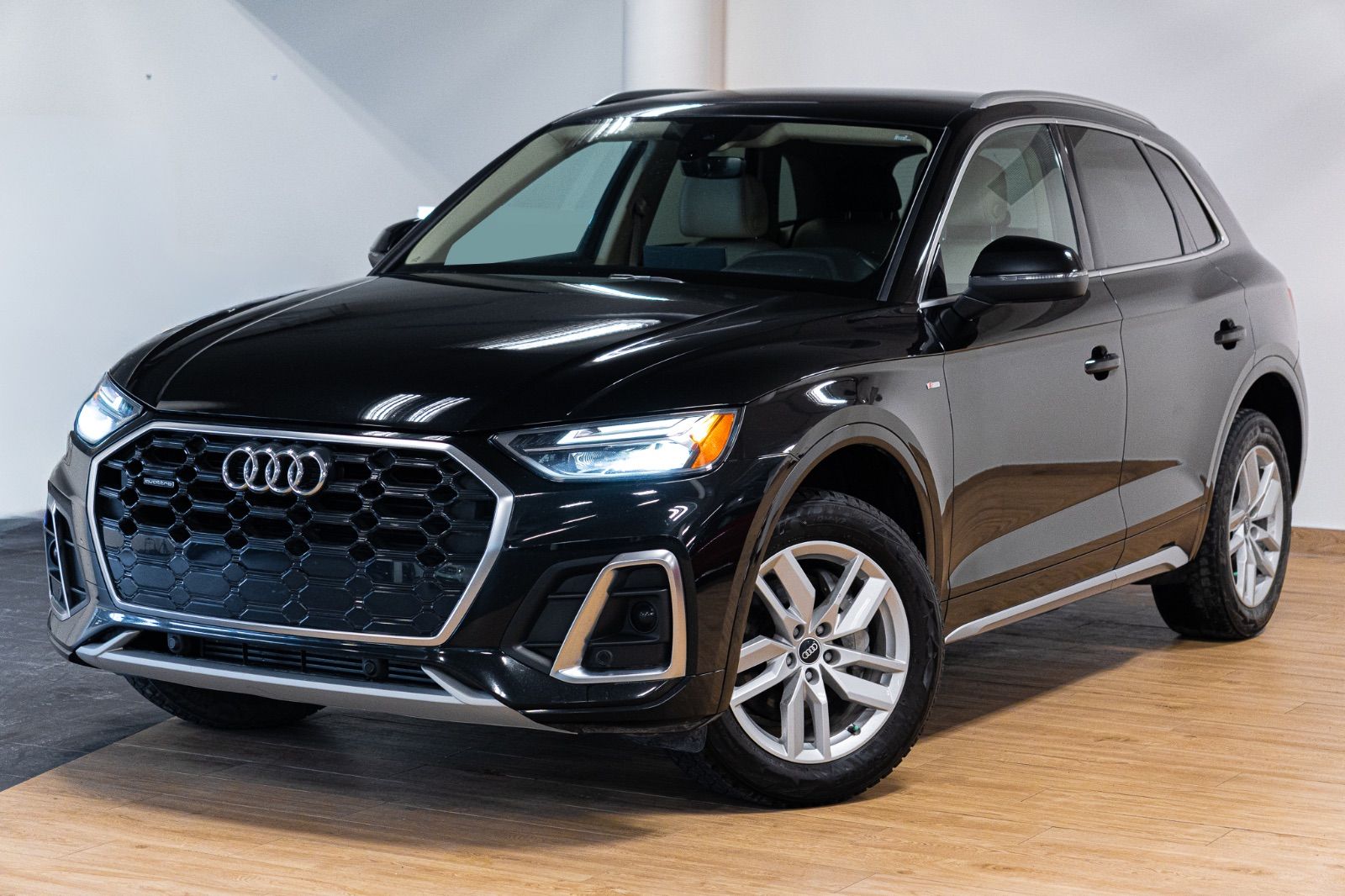 2022 Audi Q5 ** VEHICULE PROPRE **