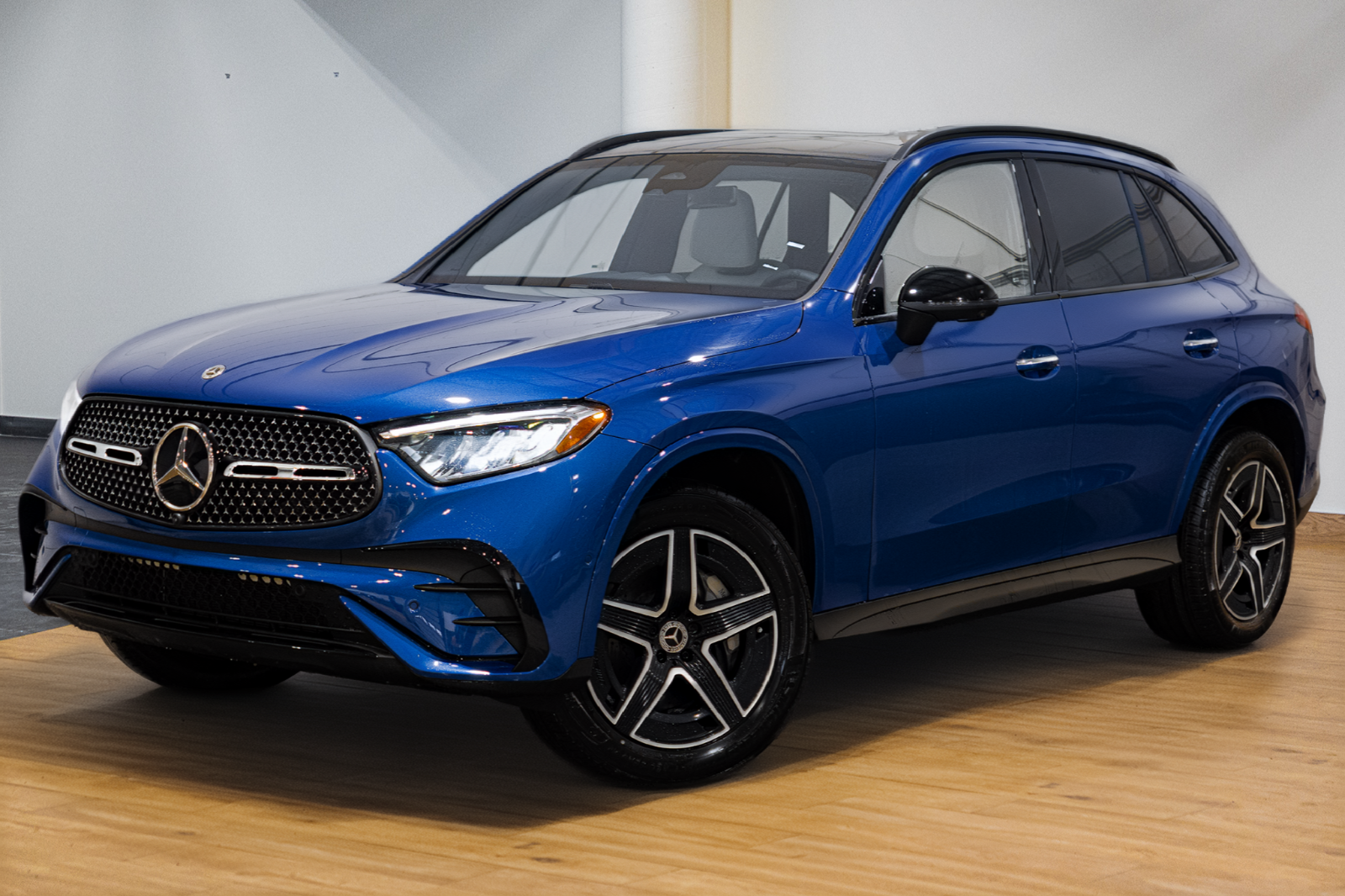 2026 Mercedes-Benz GLC 300 4MATIC SUV