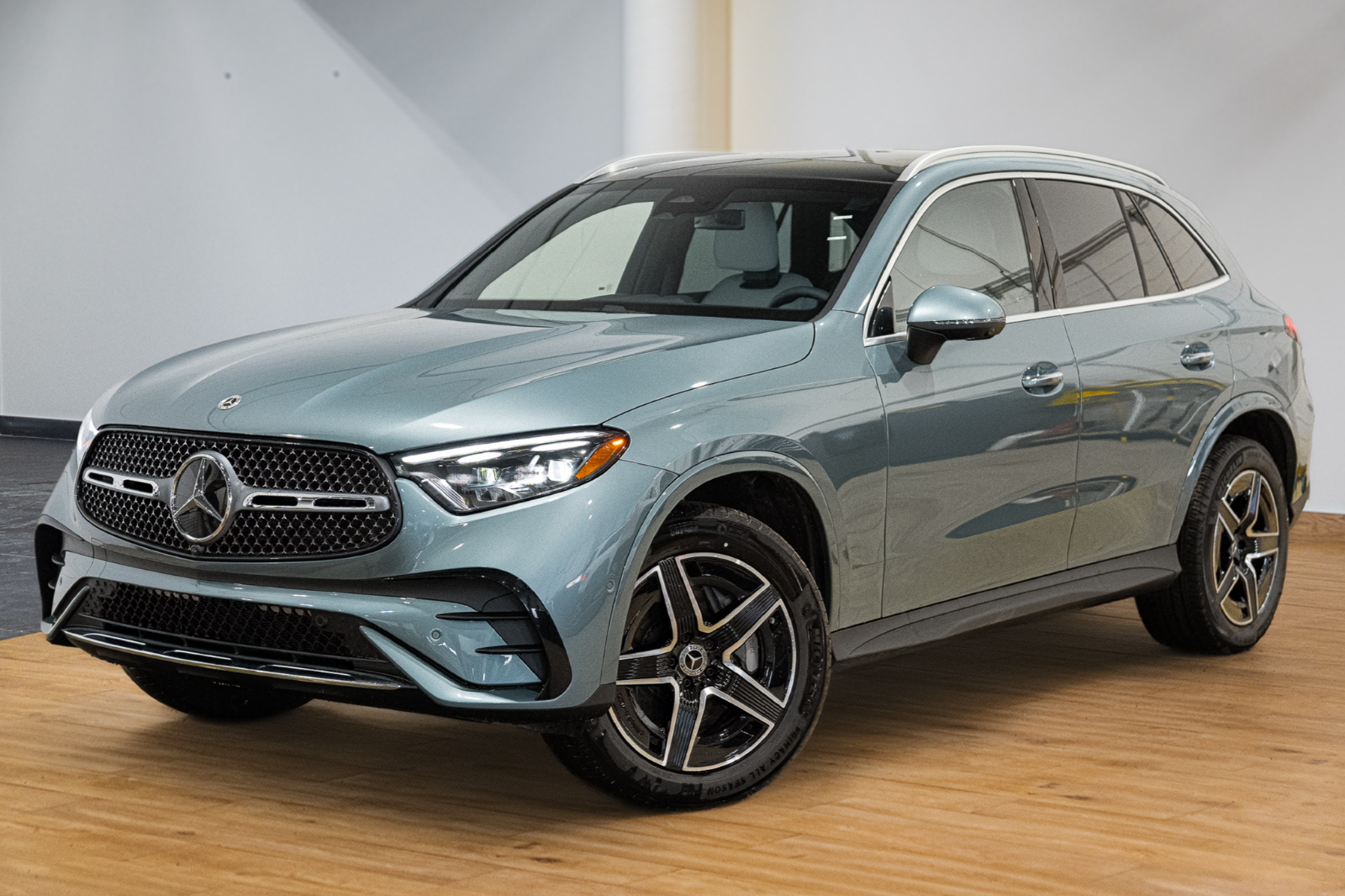 2026 Mercedes-Benz GLC 300 4MATIC SUV