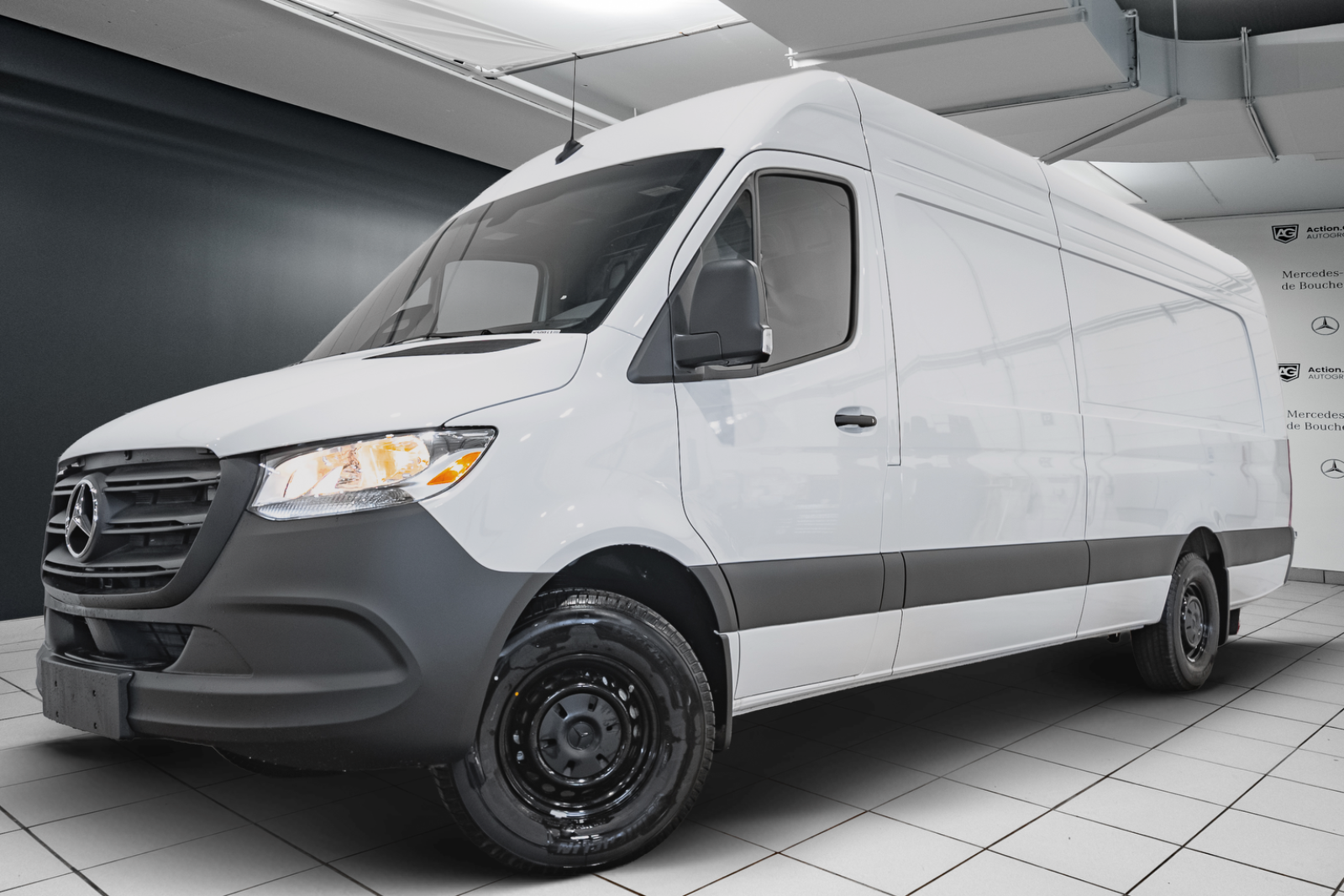 2025 Mercedes-Benz Sprinter 2500 170 Ext. Wheelbase High Roof RWD