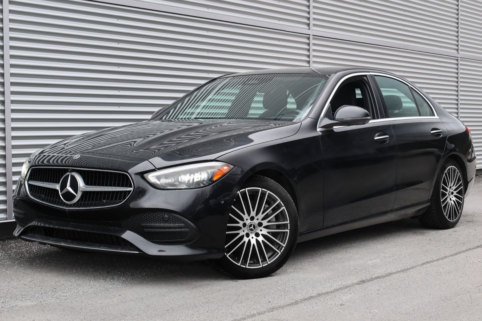 2022 Mercedes-Benz C-Class 300 4MATIC SEDAN