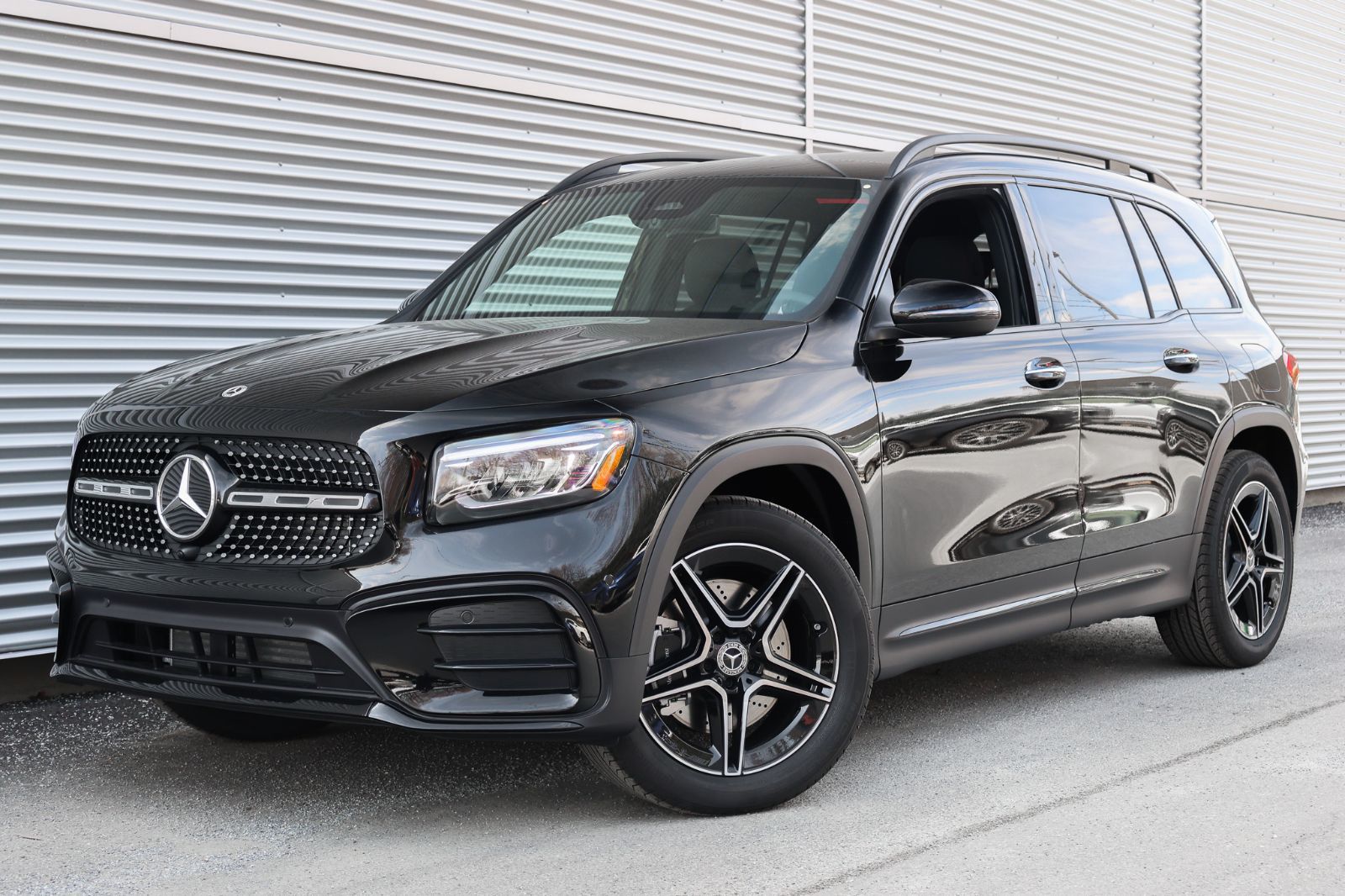 2026 Mercedes-Benz GLB 250 4MATIC SUV