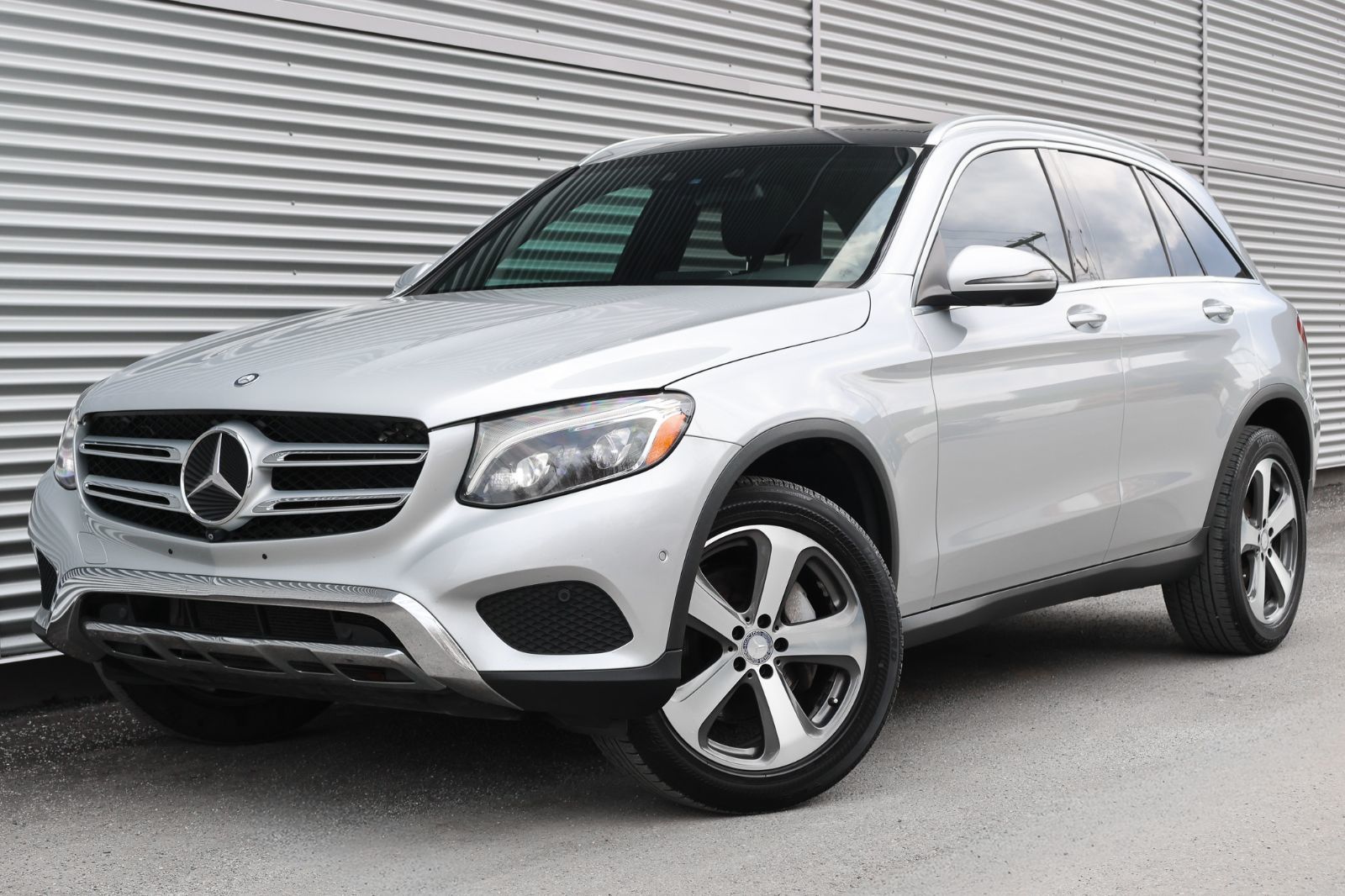 2017 Mercedes-Benz GLC 300 4MATIC SUV