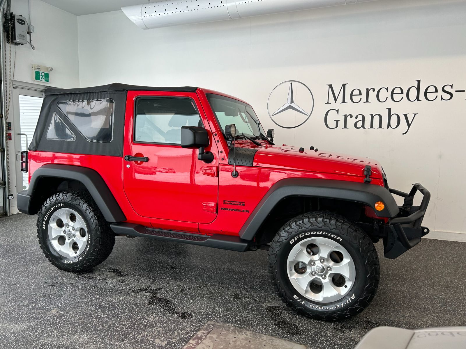 MercedesBenz Granby 2014 Jeep Wrangler Sport 4X4 + MANUEL + V6 3.6L