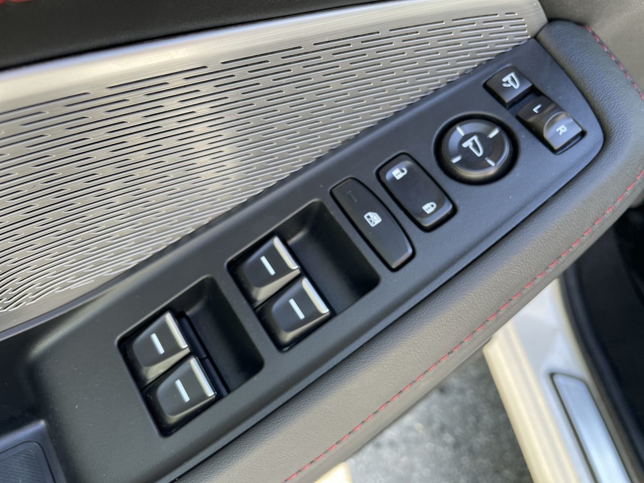 2024 Acura MDX in North Vancouver, British Columbia